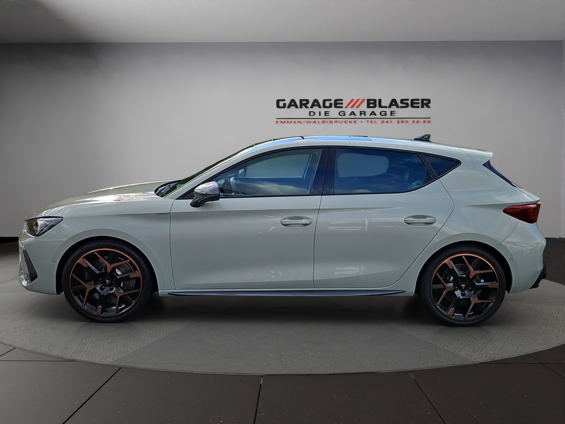 CUPRA LEON 2.0 TSI VZ DSG-showroom-element-1