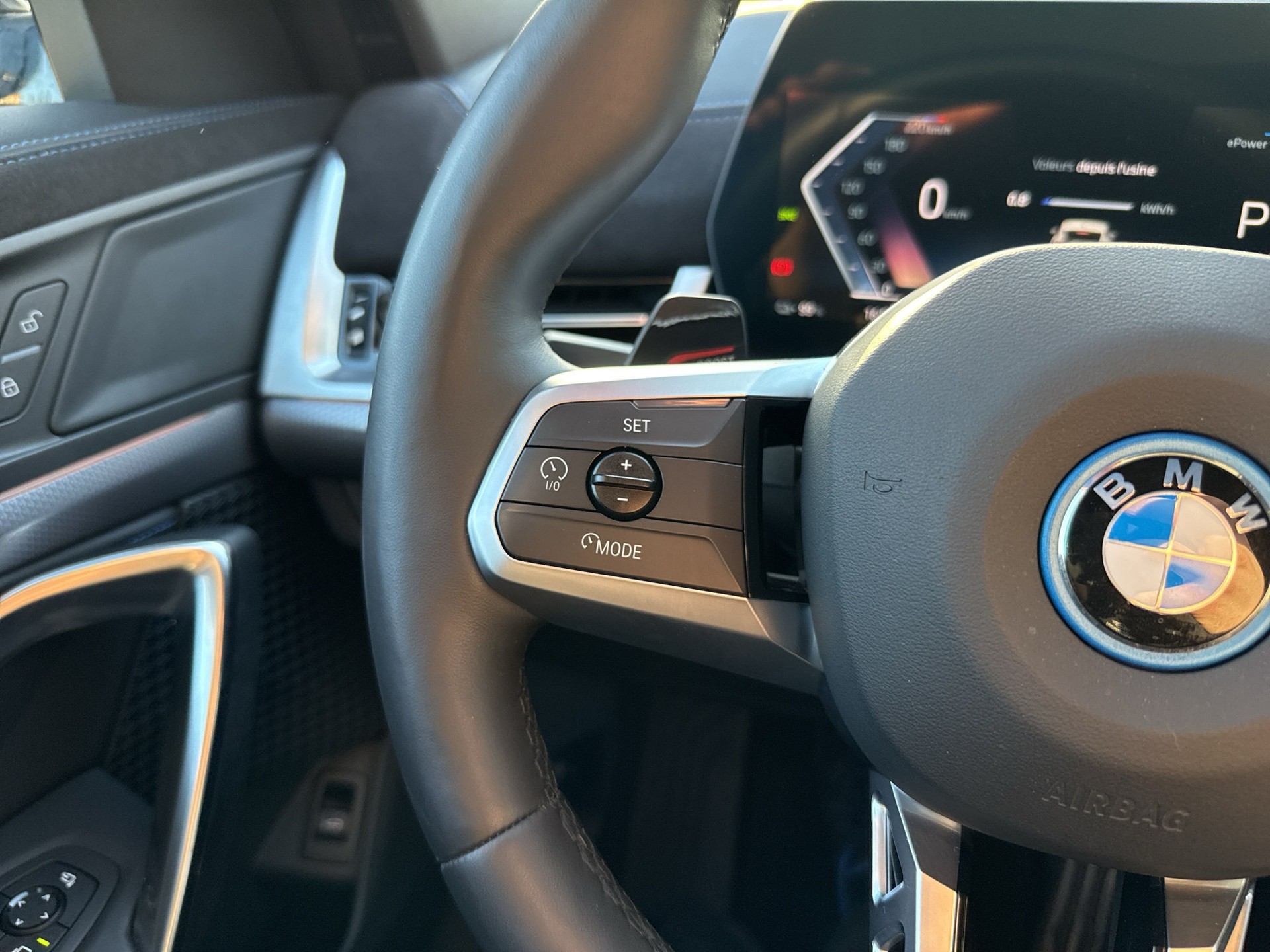 BMW iX2 eDrive 20 M Sport Pro-image-15