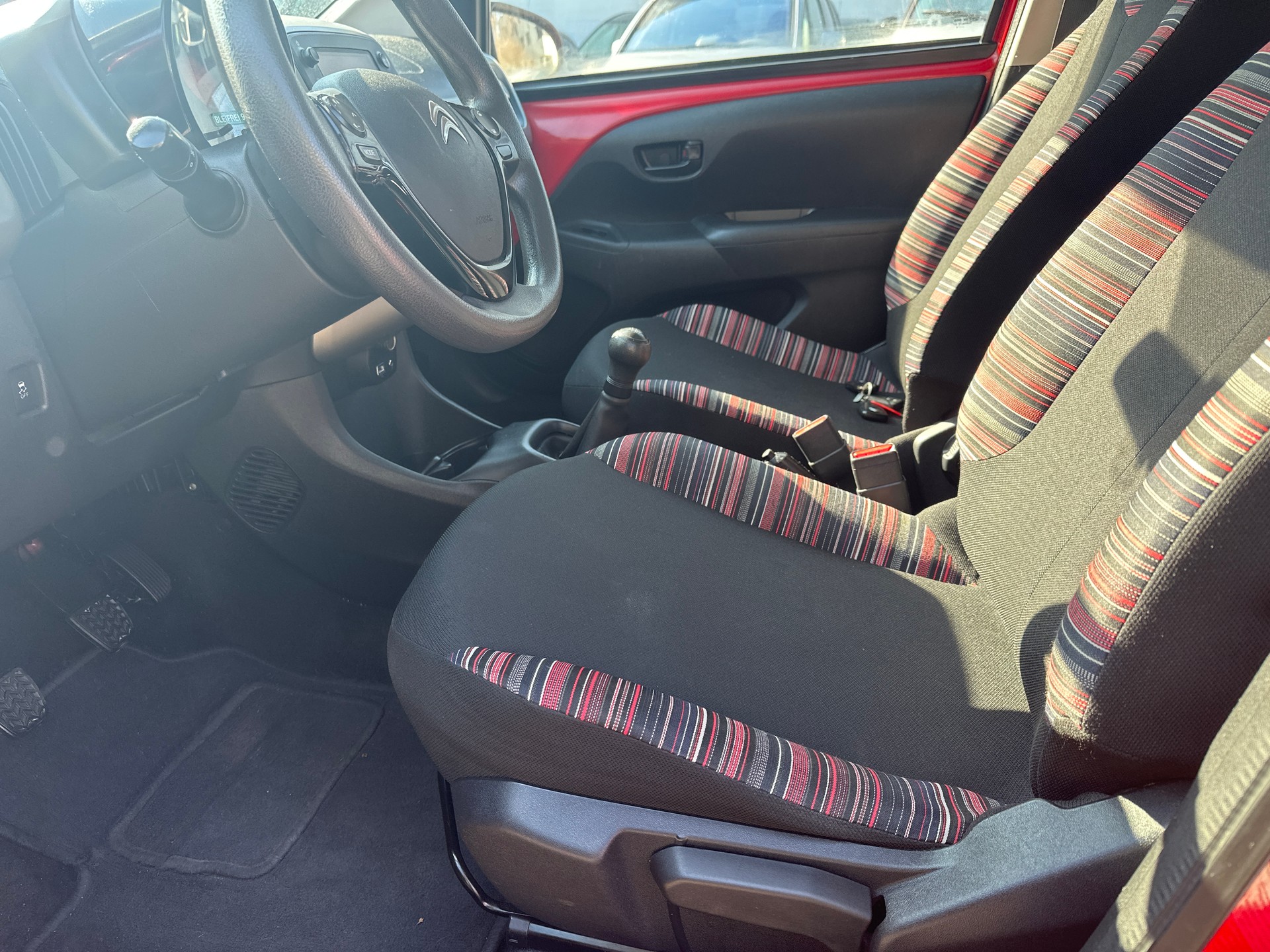 CITROEN C1 1.0 e-VTi Stop&Start Shine Edition-image-8