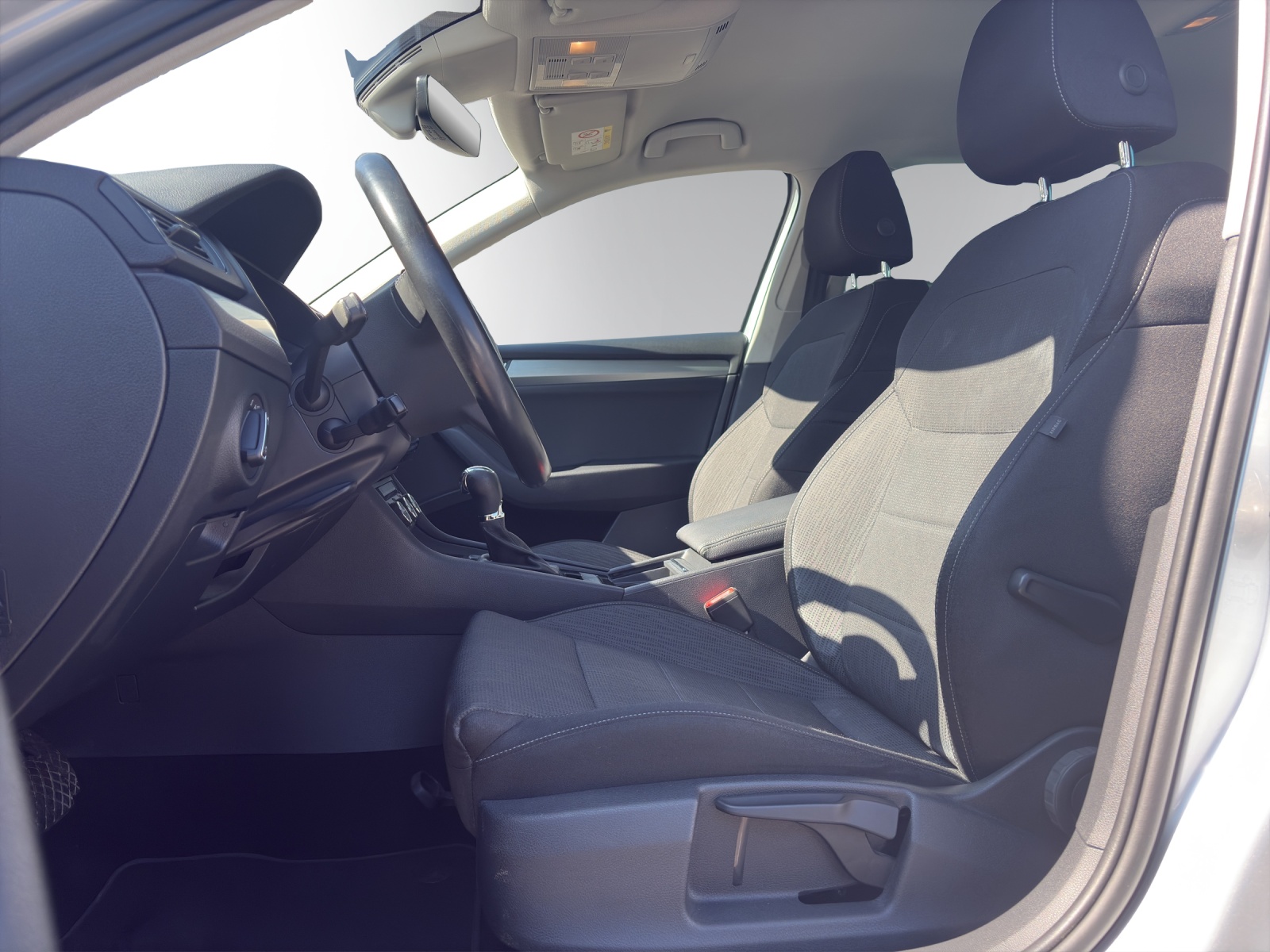SKODA Superb Combi 2.0 TDi Ambition 4x4 DSG-image-9