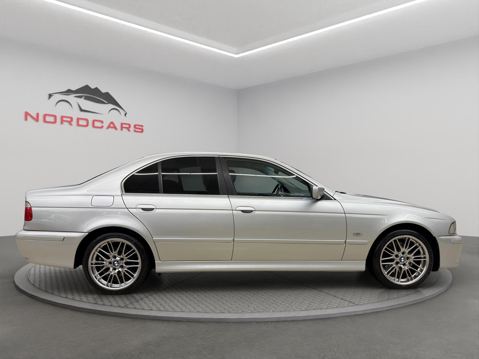 BMW 530d-image-5