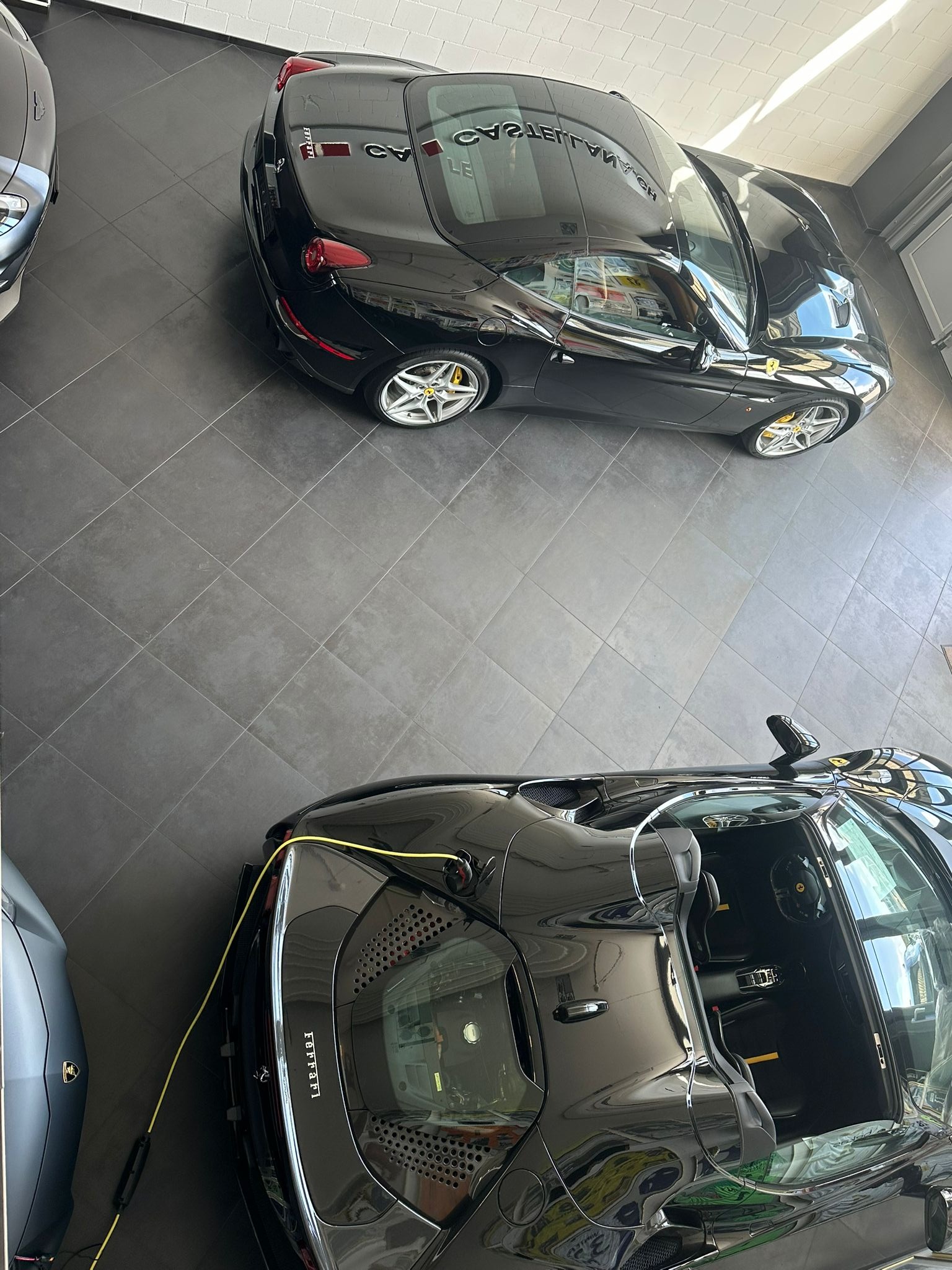 FERRARI California 3.9 V8 T-image-12