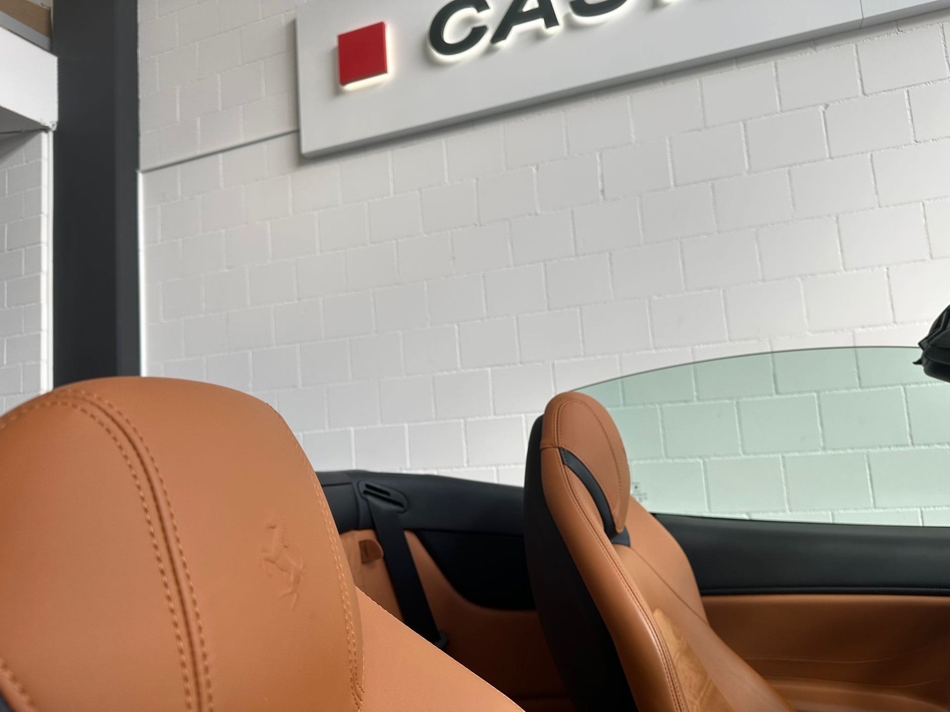FERRARI California 3.9 V8 T-image-15