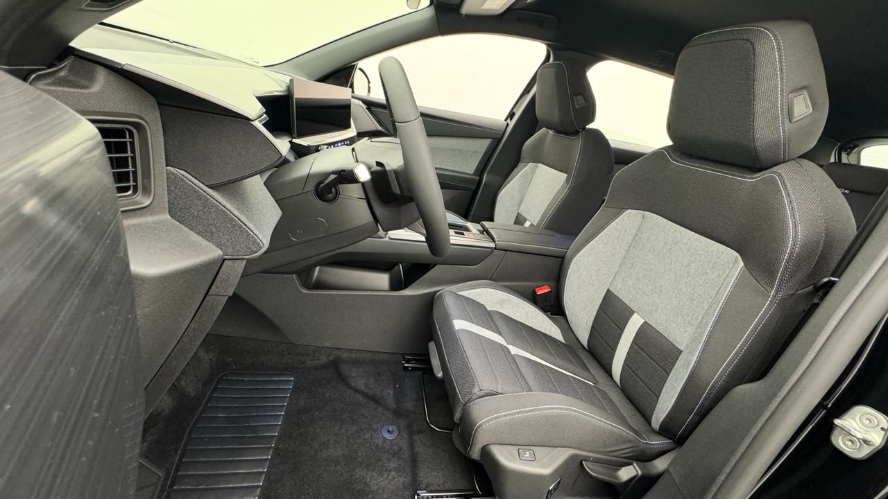 OPEL Grandland 1.6PHEV Edition eDCT-image-4