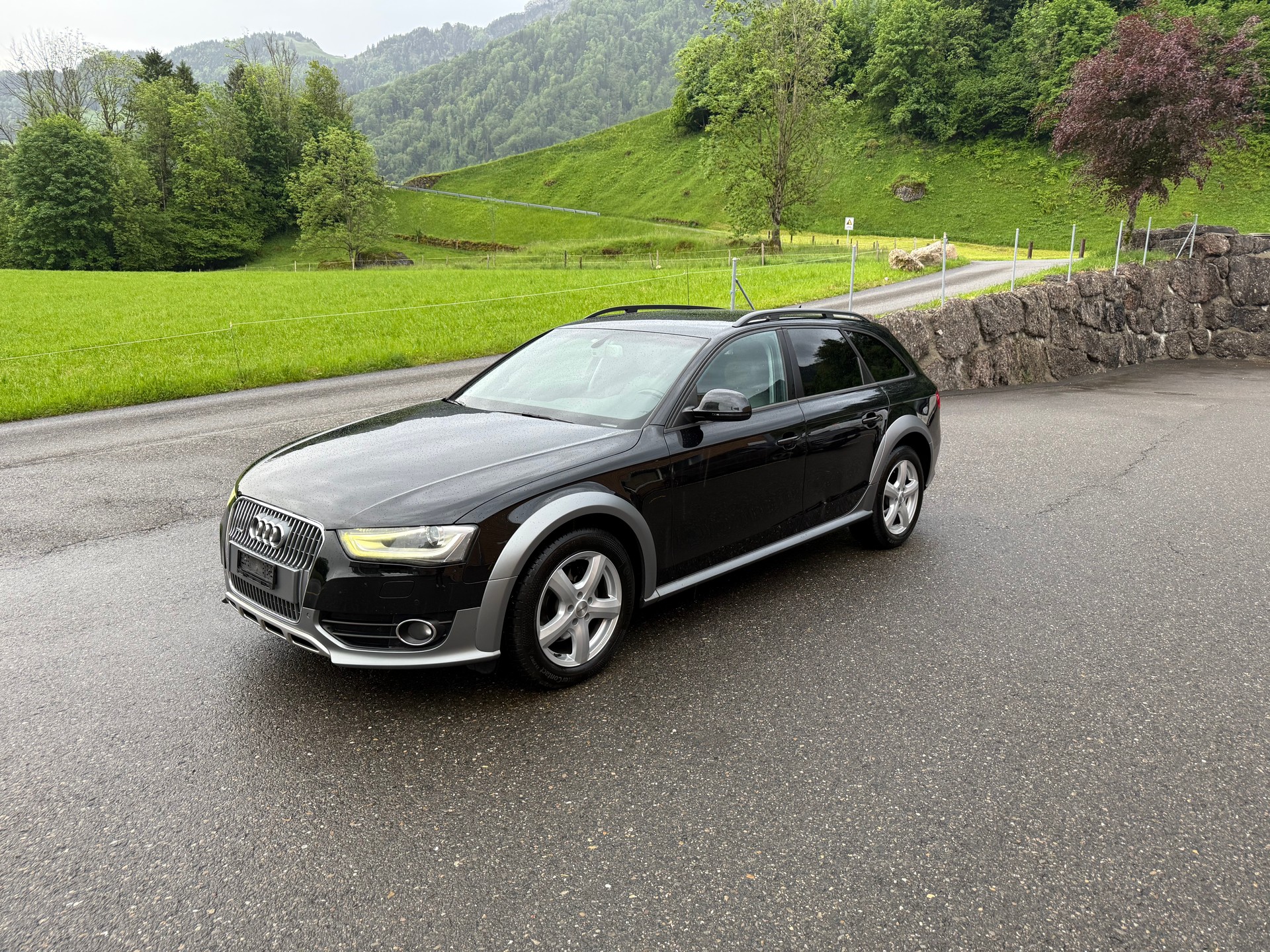 AUDI A4 allroad 3.0 TDI quattro S-tronic-showroom-element-1