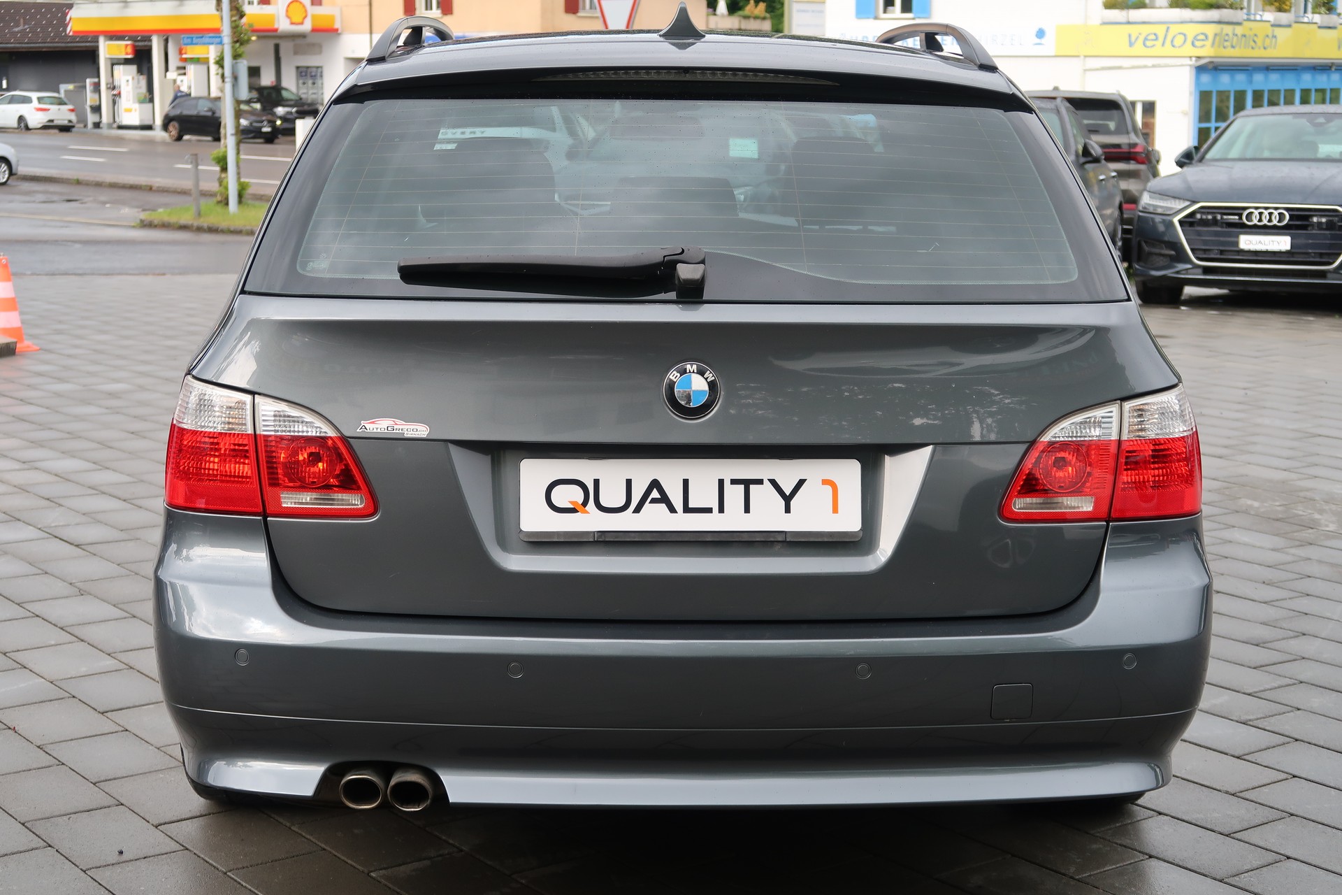BMW 525d Touring-image-4