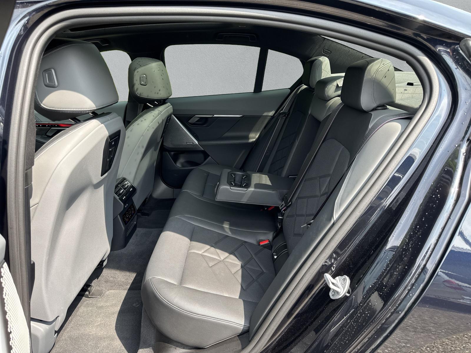 BMW i5 M60 M Sport Pro xDrive G60 (CH) AHK 📍-image-11