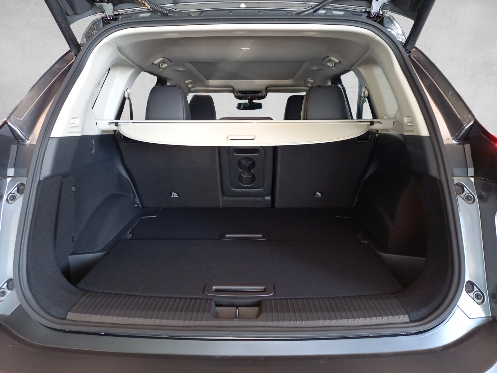 NISSAN X-Trail 1.5 VC-T Tekna+ e-4orce-image-13