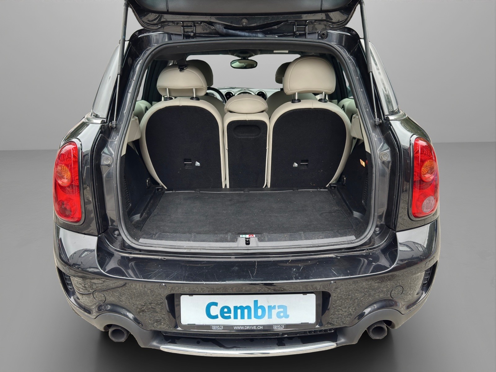 MINI Countryman Cooper S FWD Steptronic-image-11
