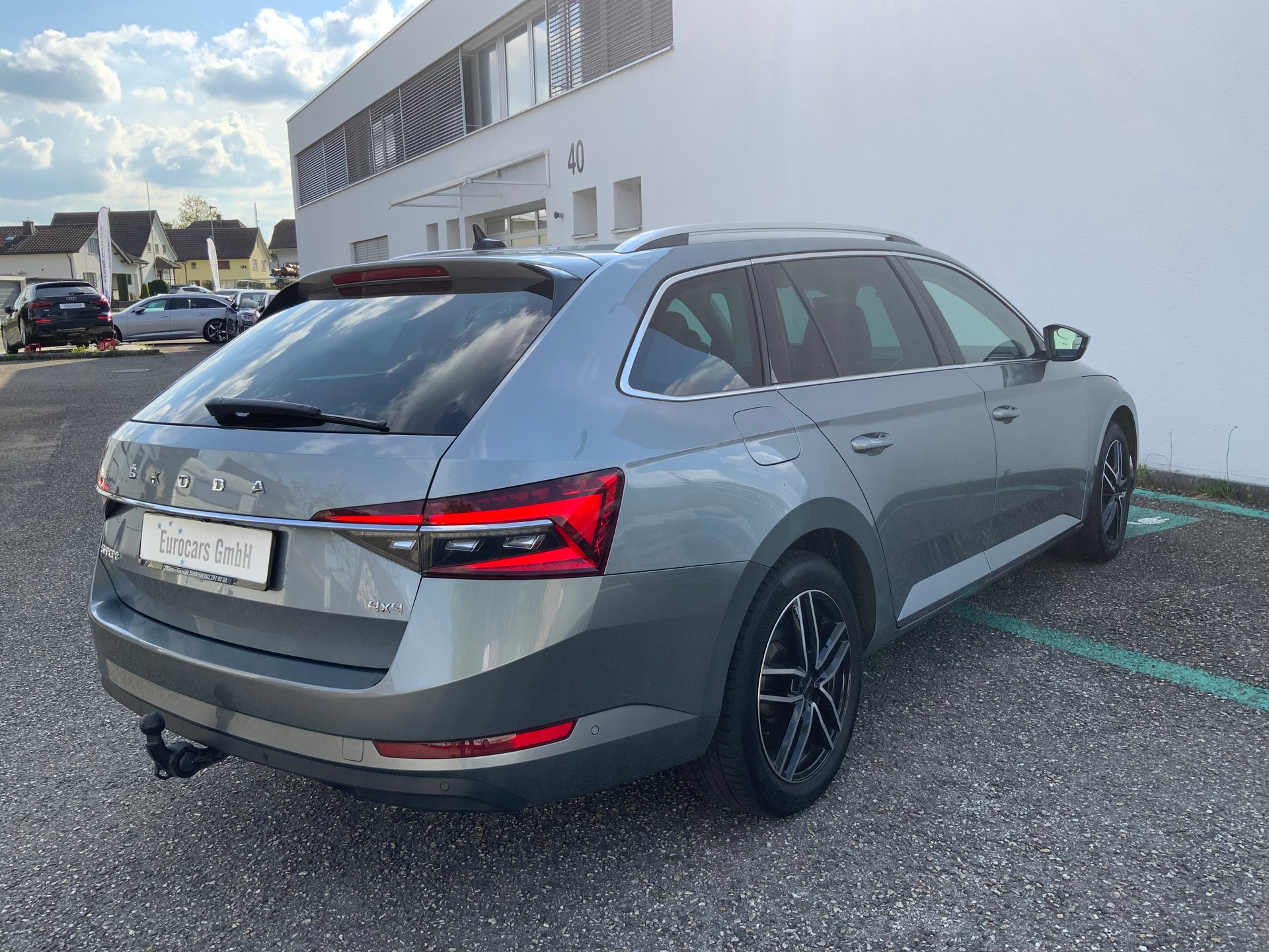 SKODA Superb Combi 2.0 TDi Style 4x4 DSG-showroom-element-3