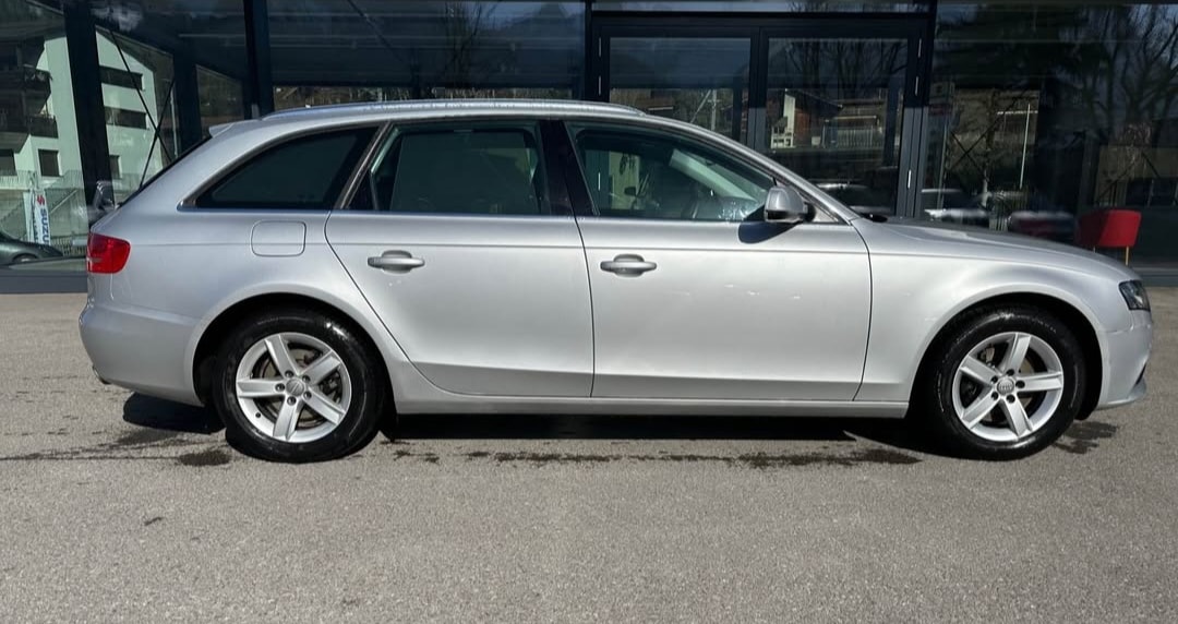 AUDI A4 Avant 2.0 TDI multitronic-image-2