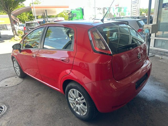 FIAT Punto 1.4 Lounge-image-4