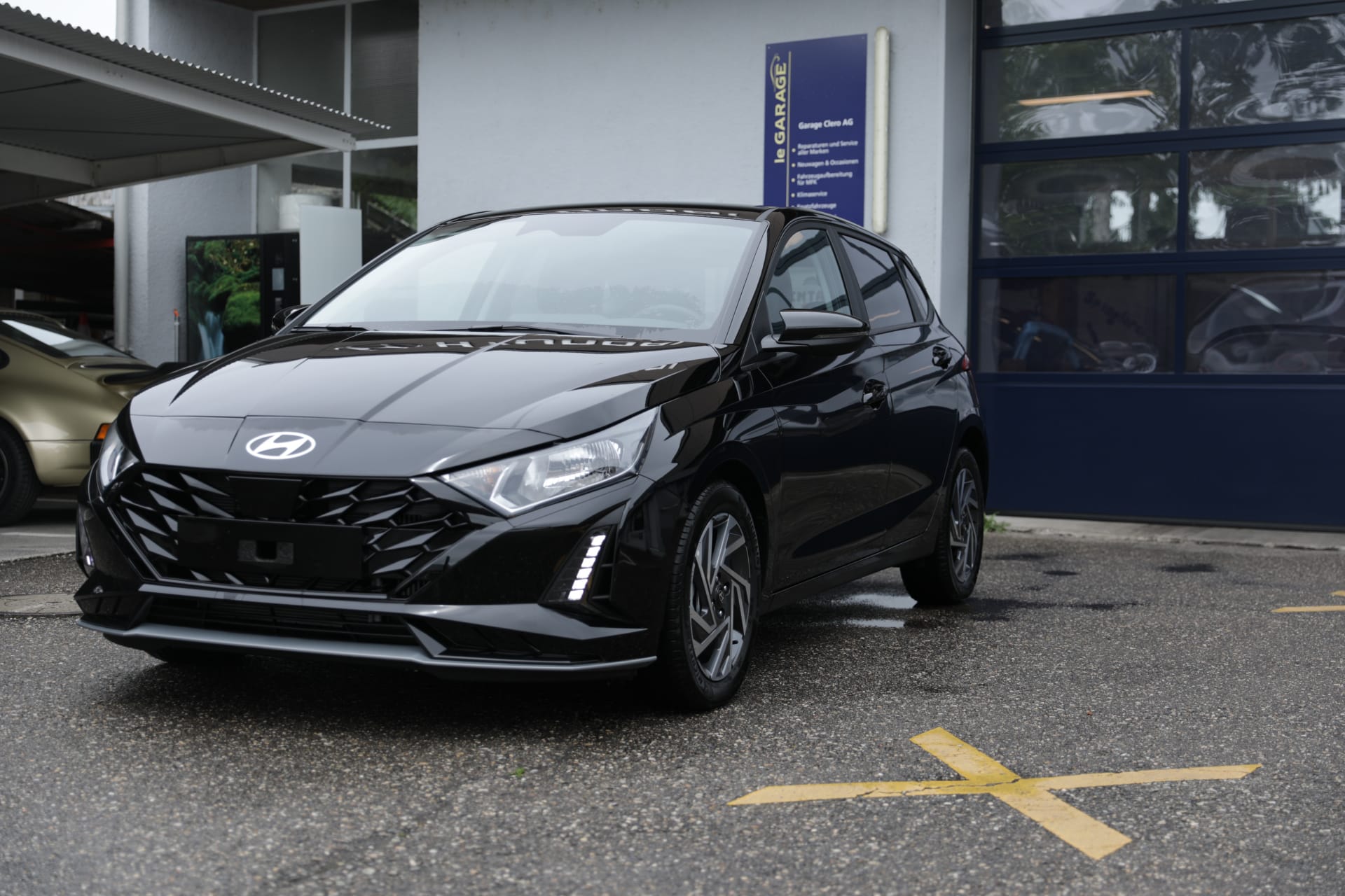 HYUNDAI i20 1.0 T-GDi Amplia DCT