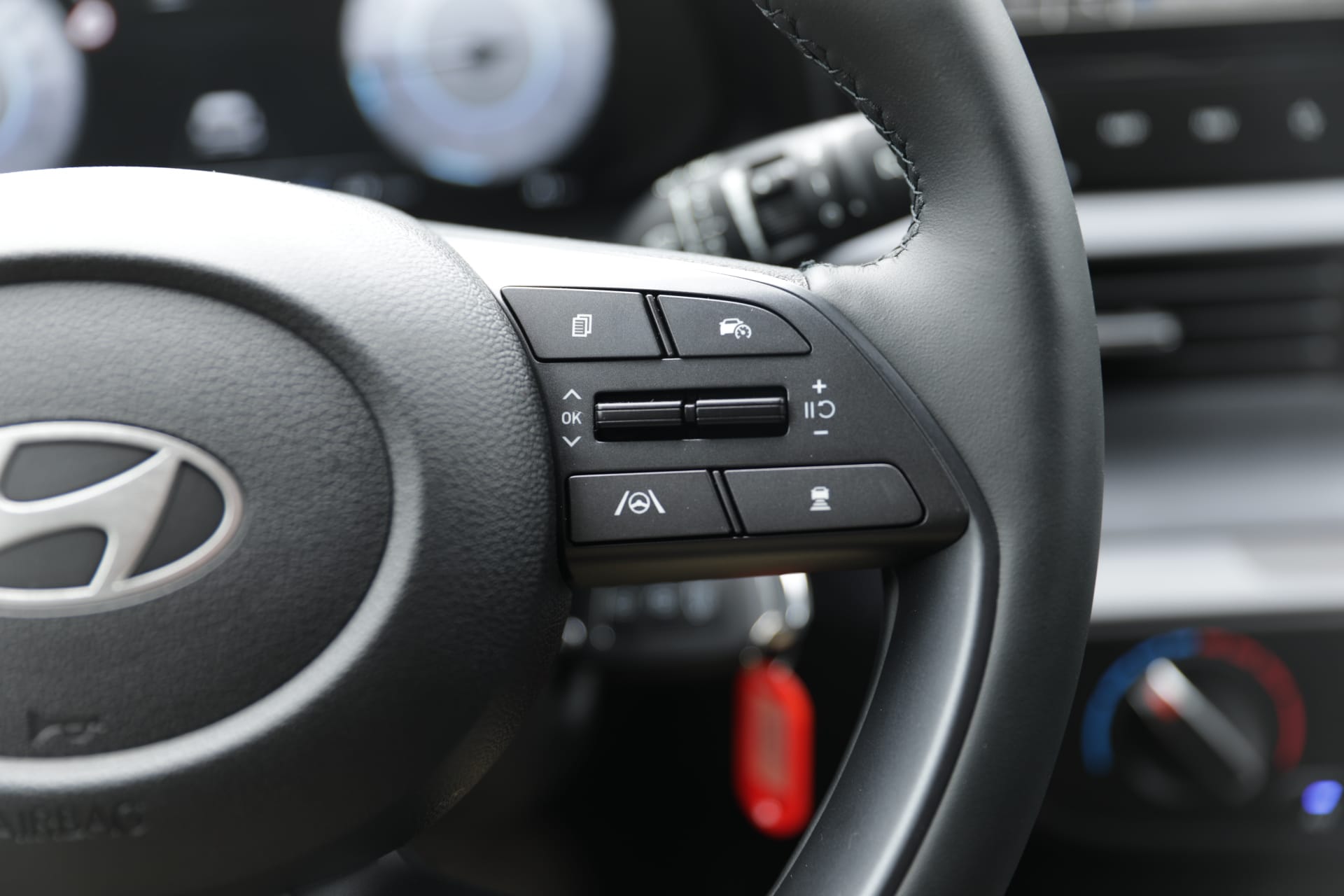 HYUNDAI i20 1.0 T-GDi Amplia DCT-image-14