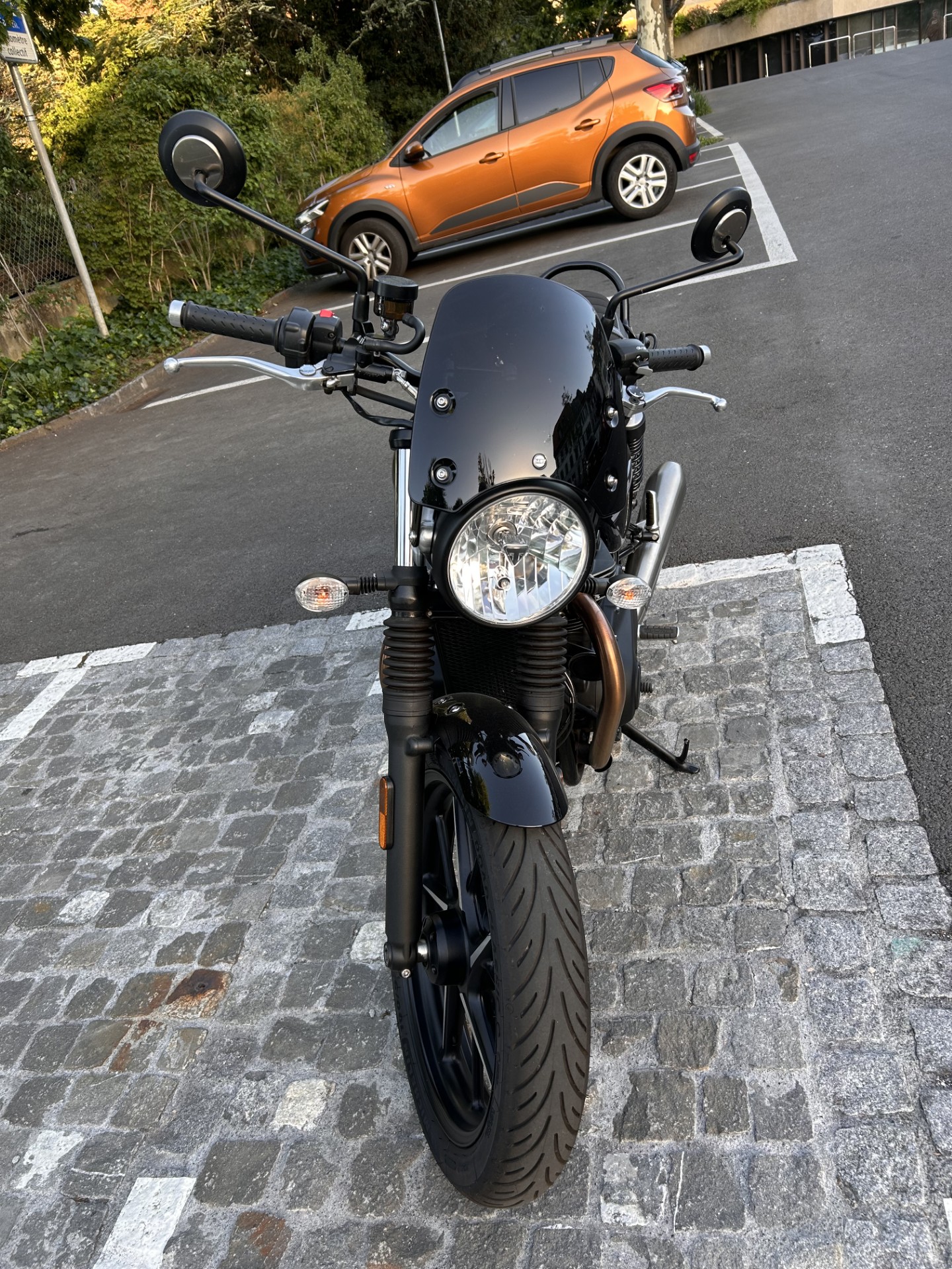 TRIUMPH Street Twin 900 i (35kW)-image-5