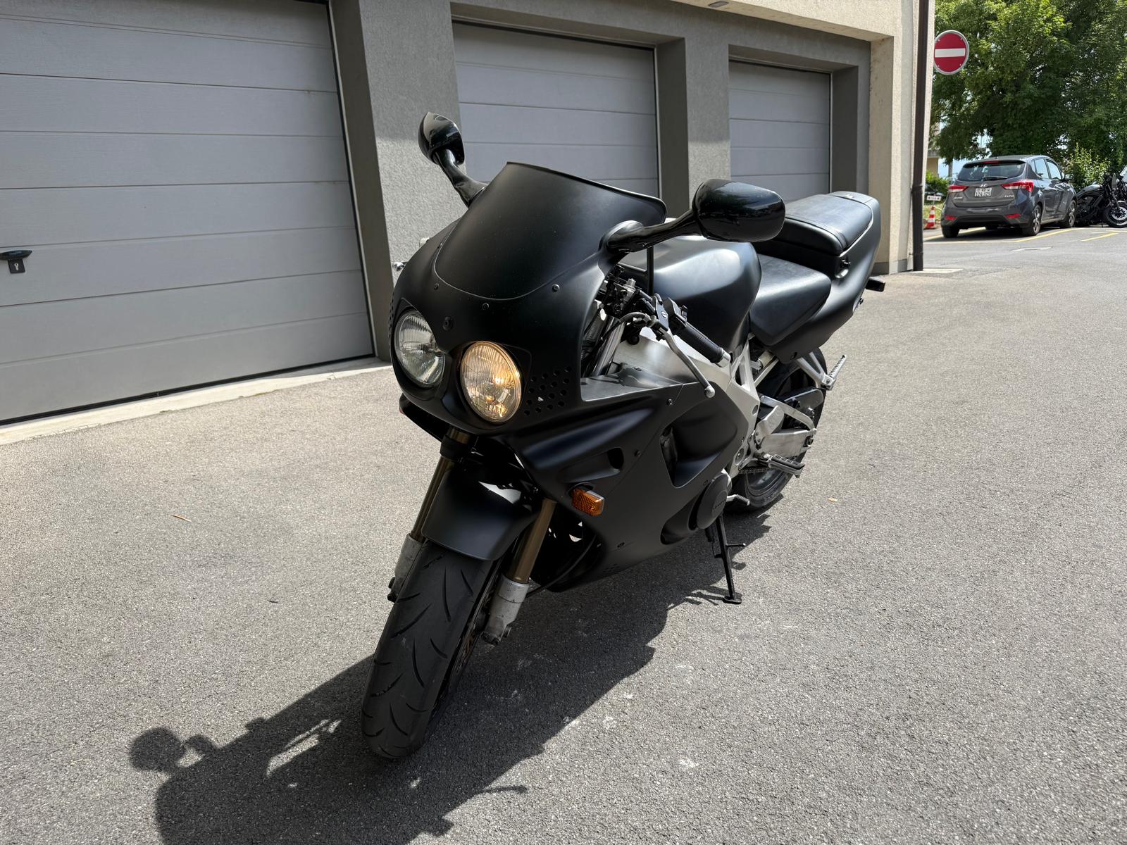 HONDA CBR 900 RR N/P Fireblade-image-0