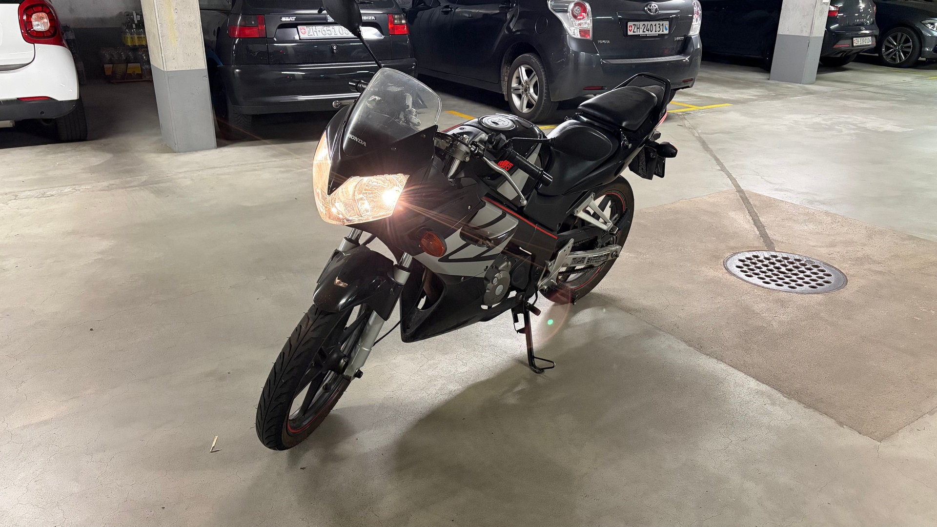 HONDA CBR 125 R-image-0