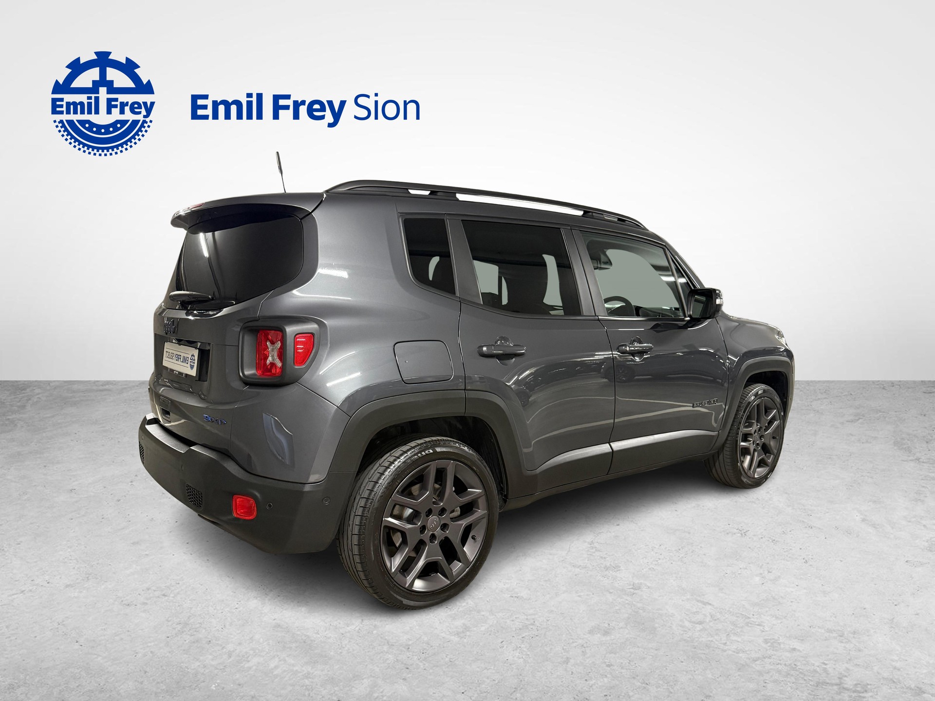 JEEP Renegade 1.3 S 4xe-showroom-element-3
