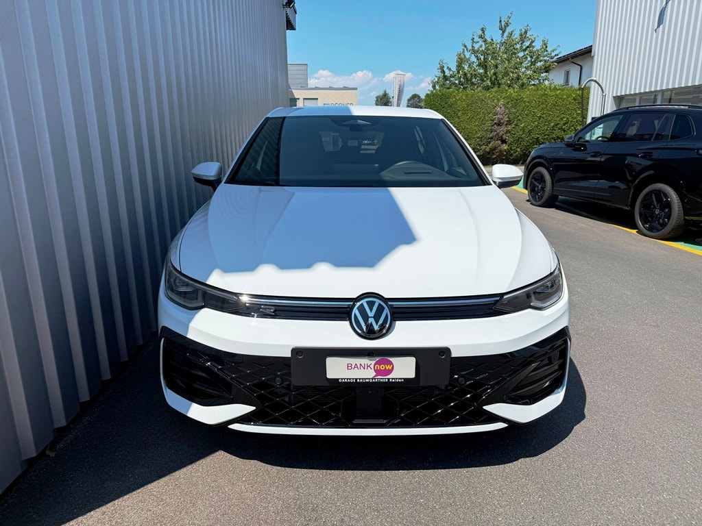 VW Golf 1.5 e TSI mHEV R-Line DSG-showroom-element-1