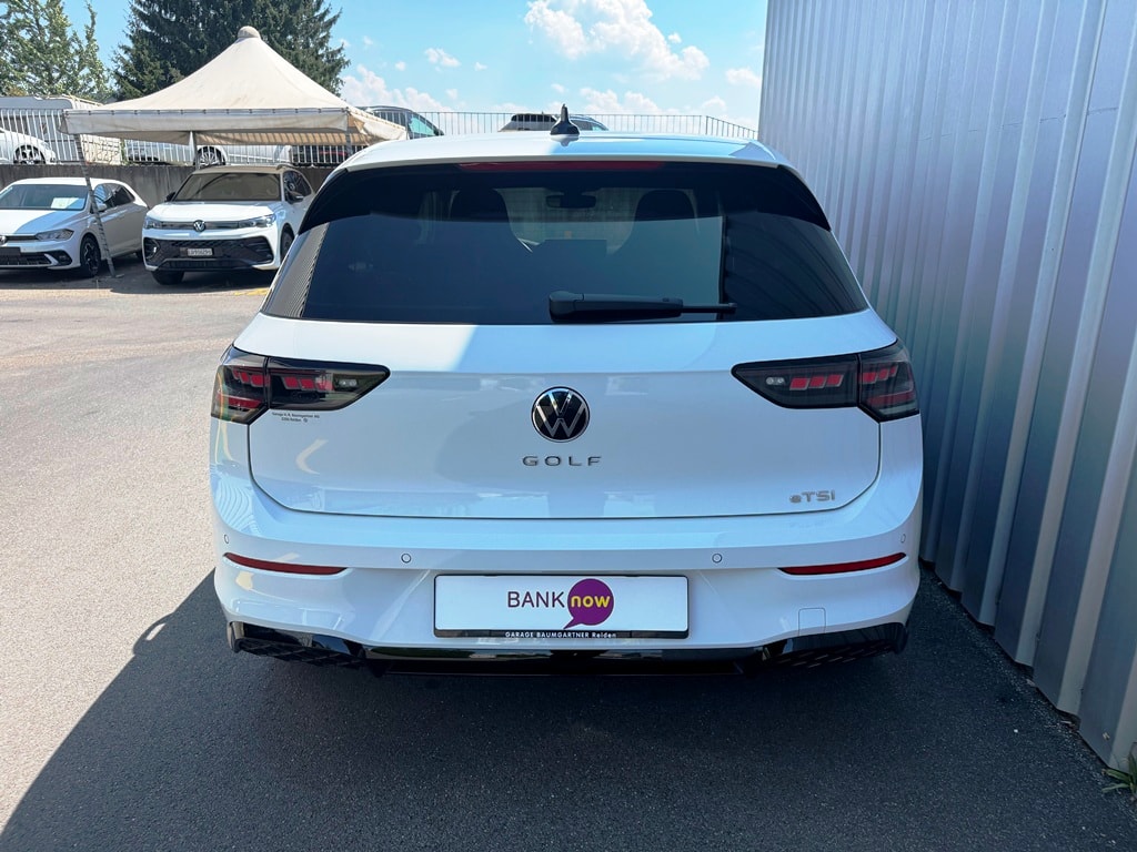 VW Golf 1.5 e TSI mHEV R-Line DSG-image-4