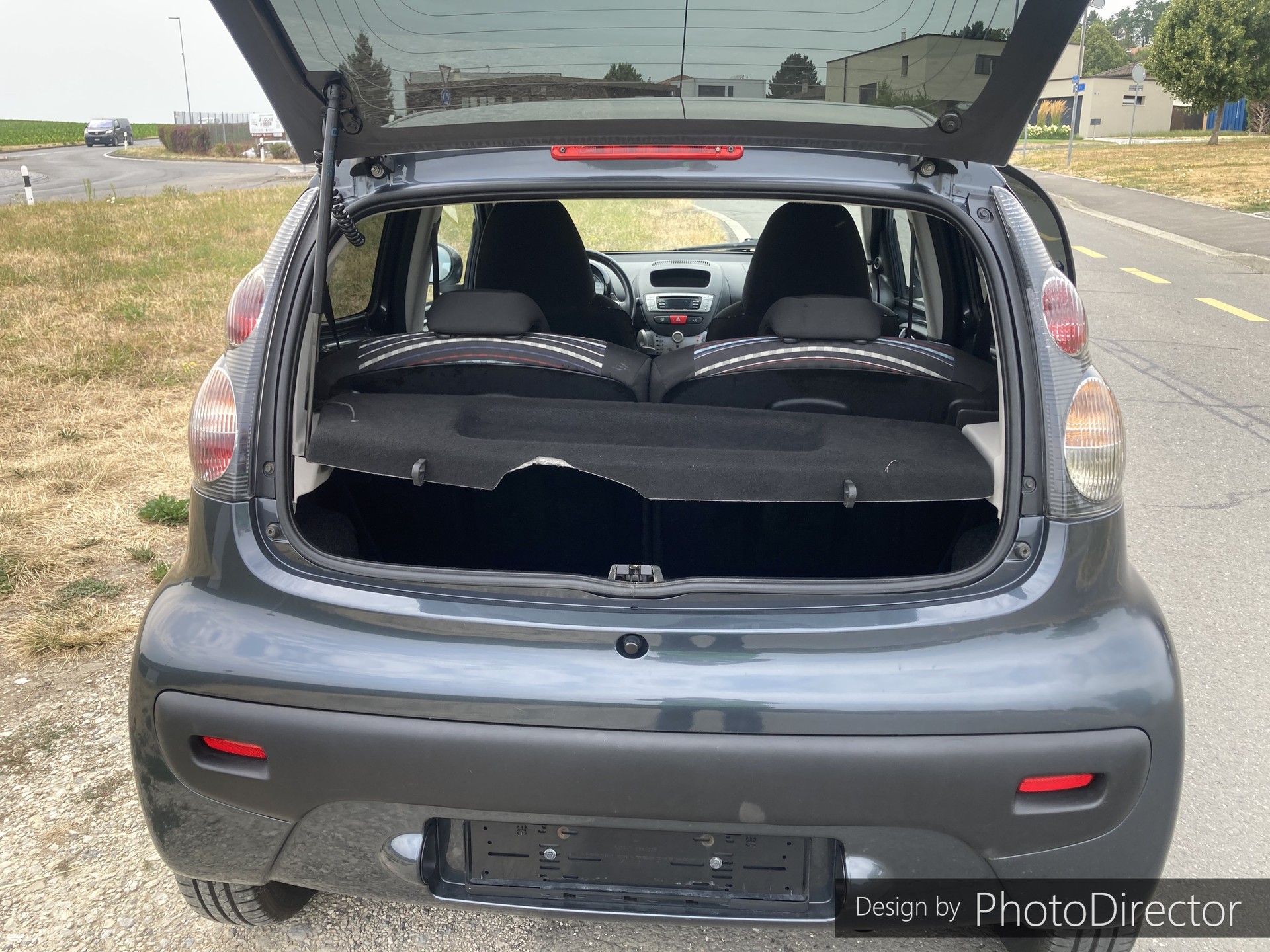 CITROEN C1 1.0i Exclusive EGS-image-11