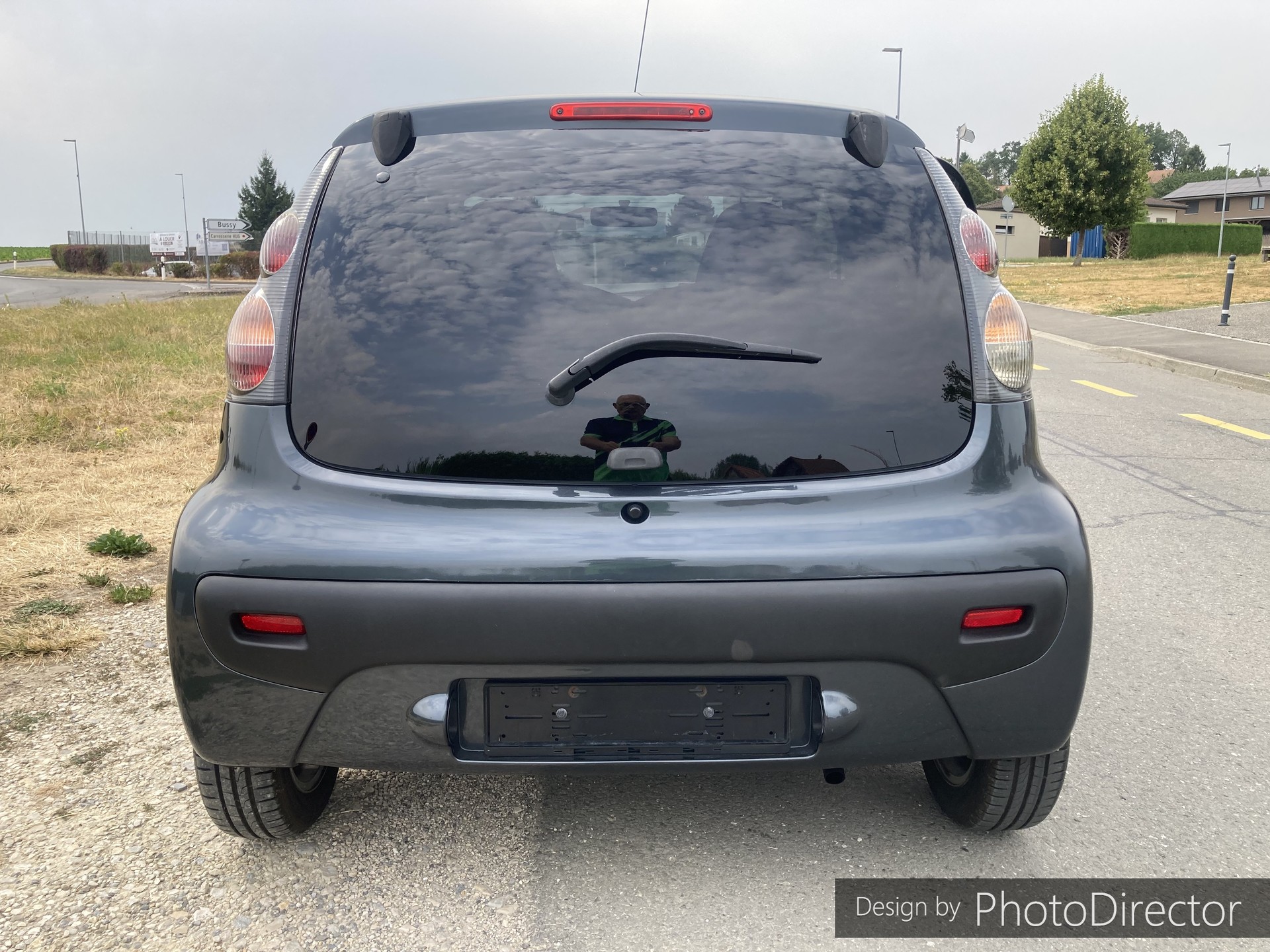CITROEN C1 1.0i Exclusive EGS-image-12