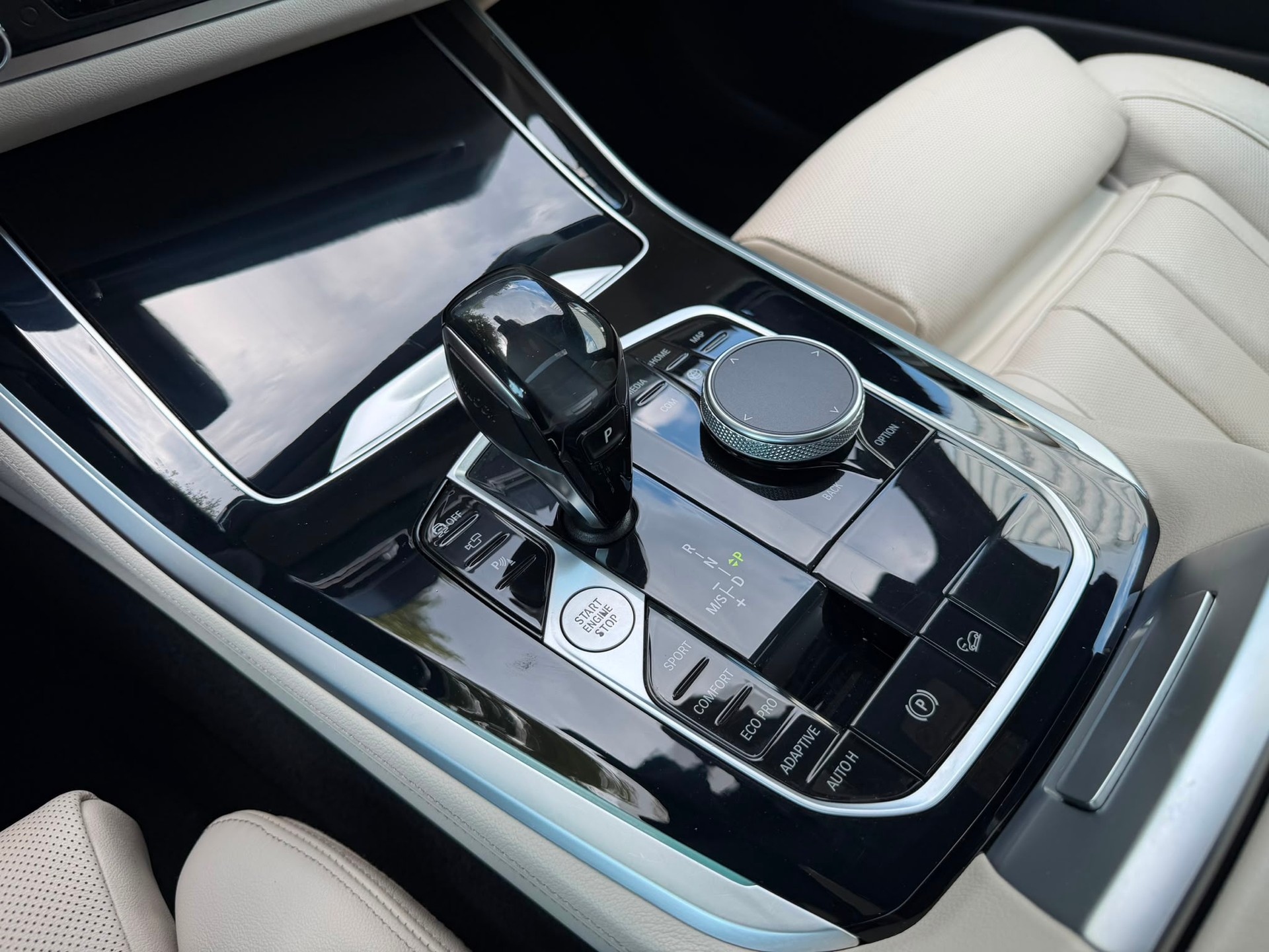 BMW X5 xDrive 48V 40d M Sport Steptronic * M Sport Paket*-image-19