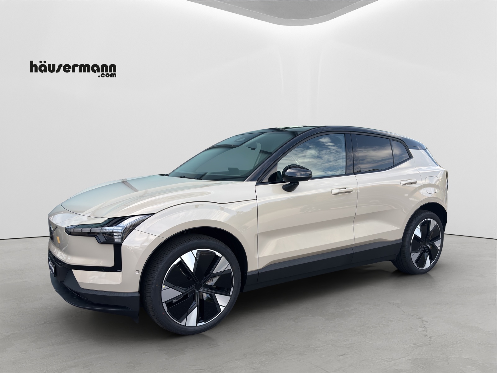 VOLVO EX30 P8 Ultra AWD