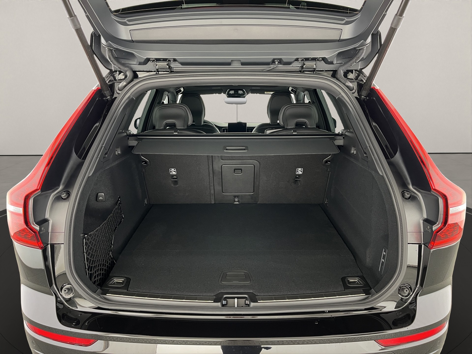 VOLVO XC60 2.0 T8 TE Ultra Dark eAWD-image-5