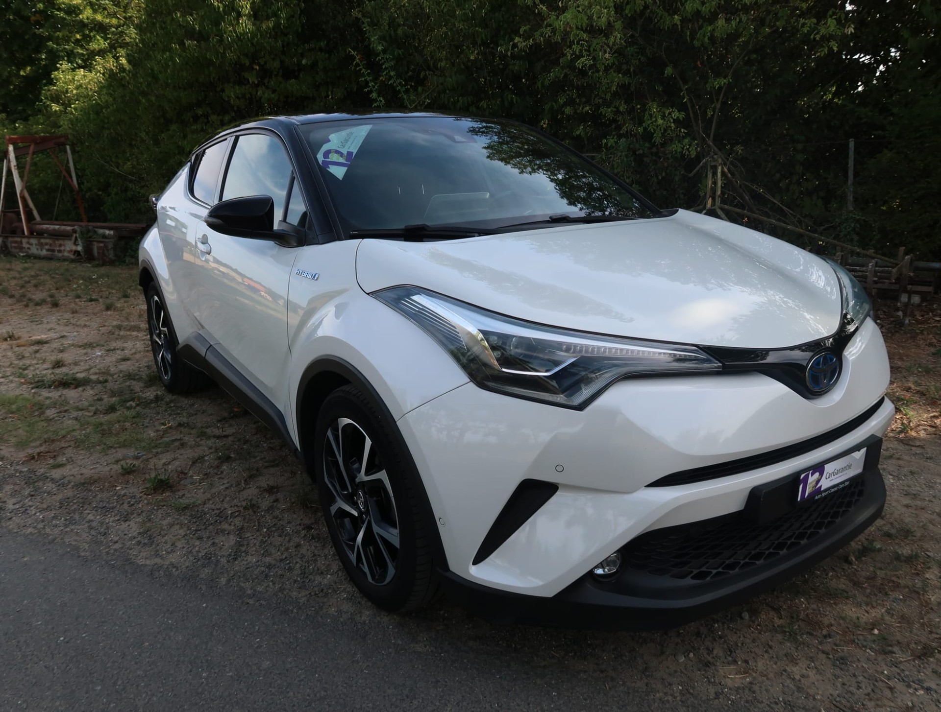 TOYOTA C-HR 1.8 HSD Trend CVT-showroom-element-1