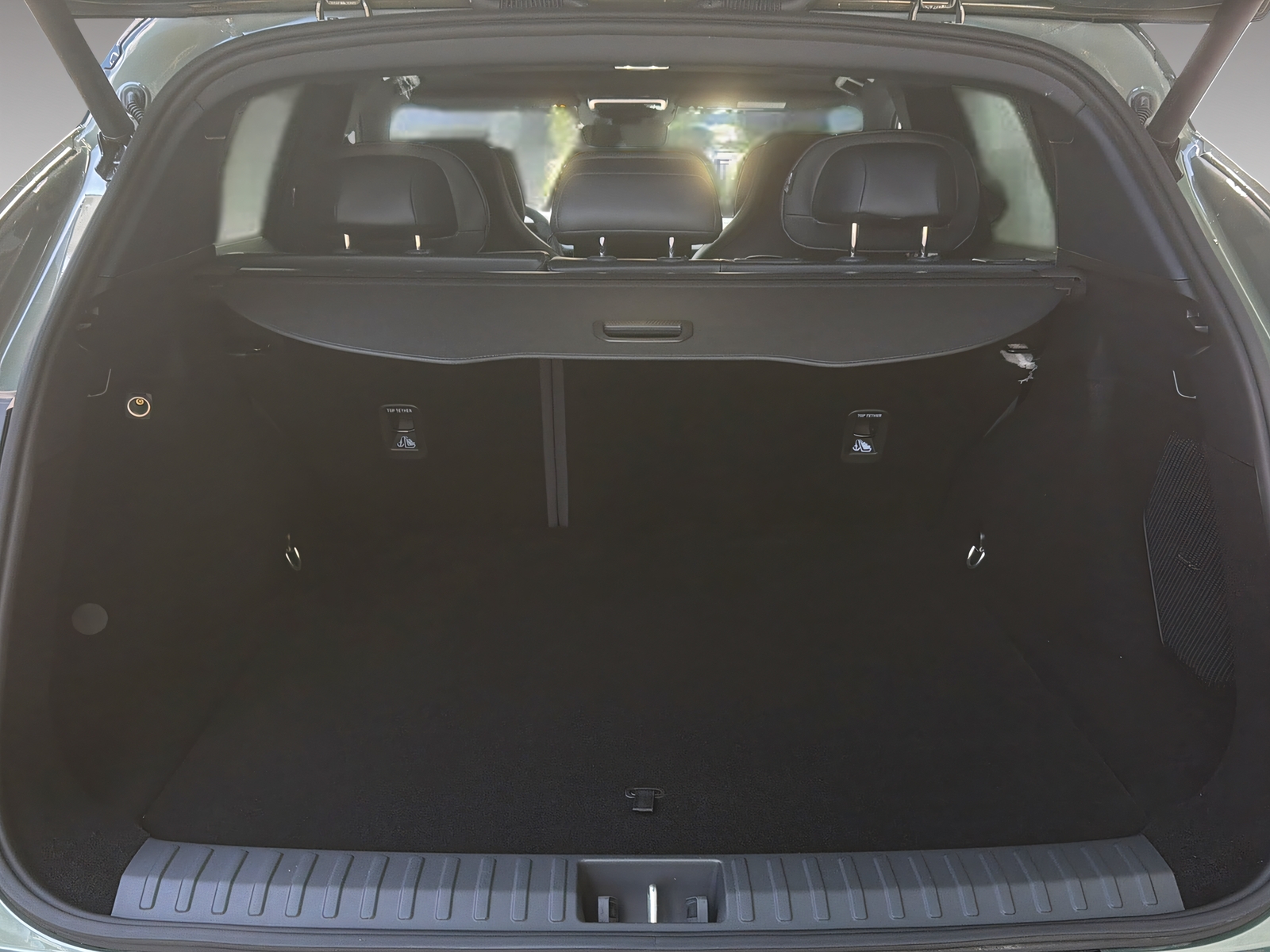 LYNK & CO 08 1.5 PHEV More-image-19
