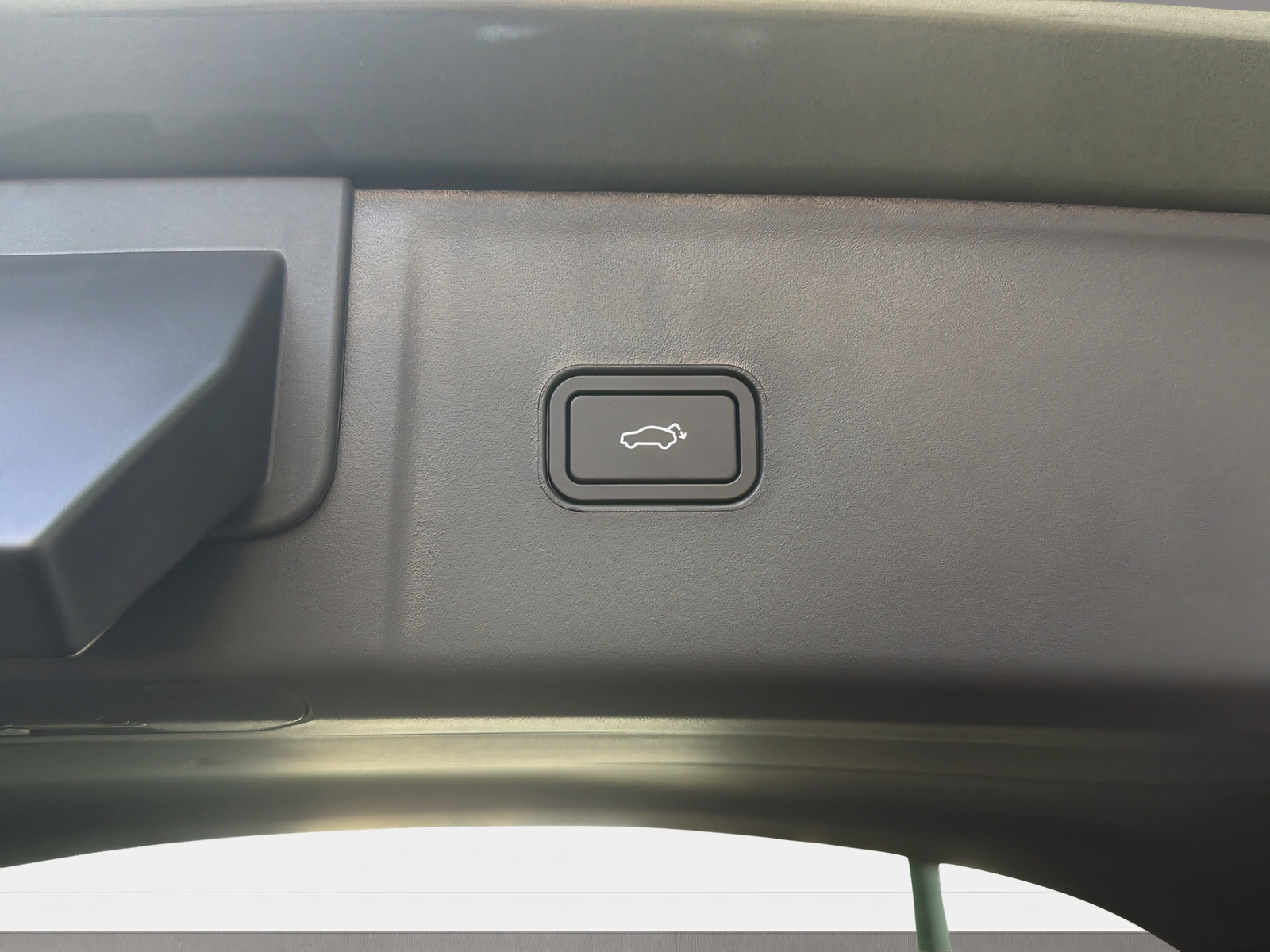 LYNK & CO 08 1.5 PHEV More-image-21