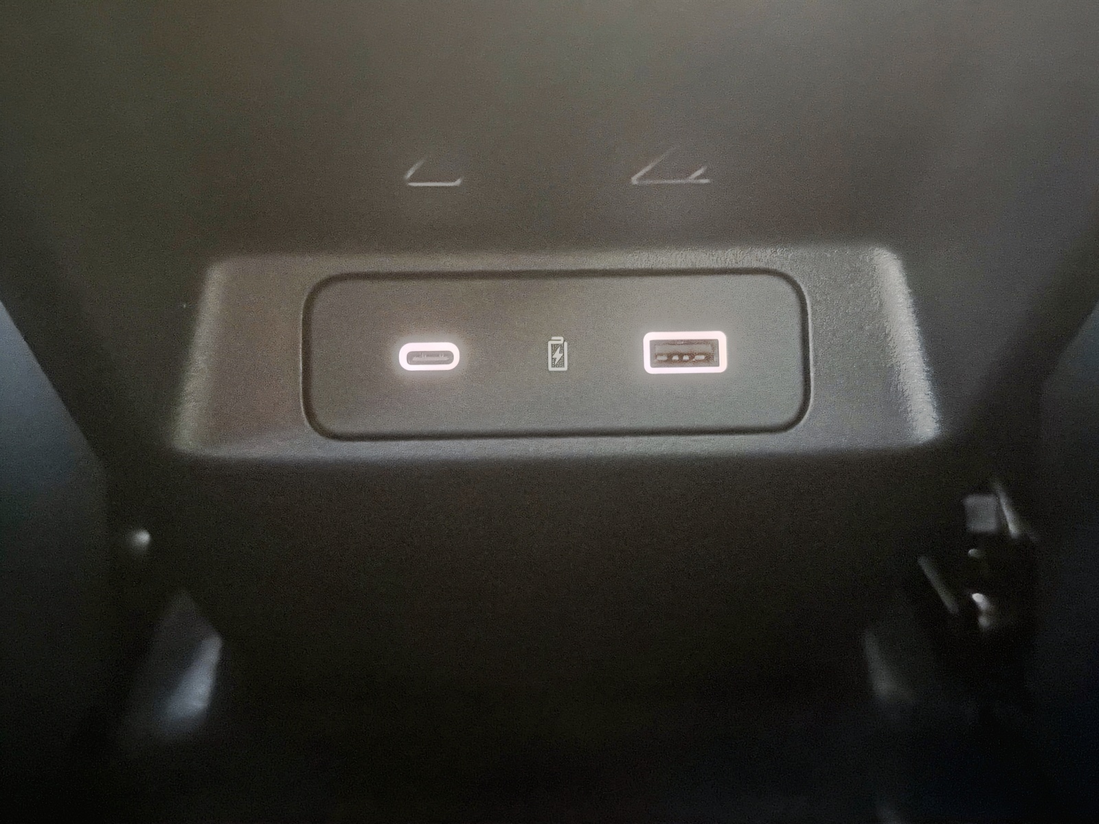LYNK & CO 08 1.5 PHEV More-image-18