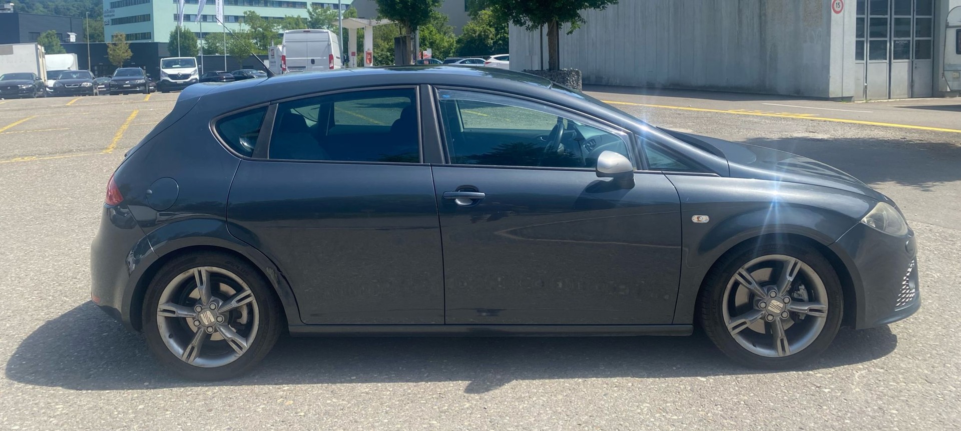 SEAT Leon 2.0 TSI FR-image-4