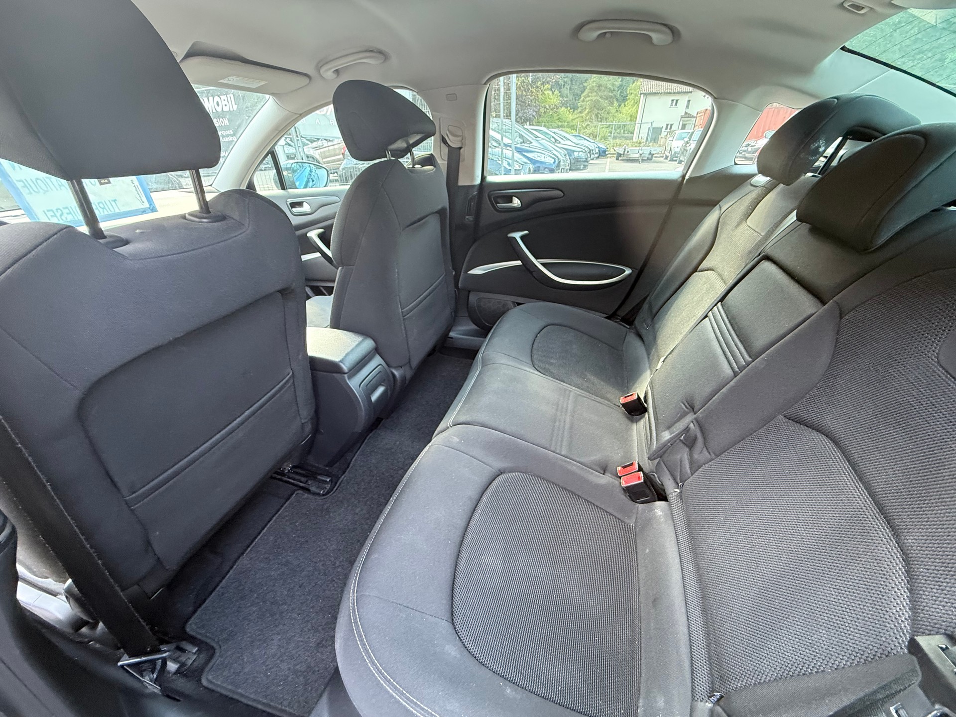 CITROEN C5 Berline 2.0 HDi Dynamique+ Automatic-image-10