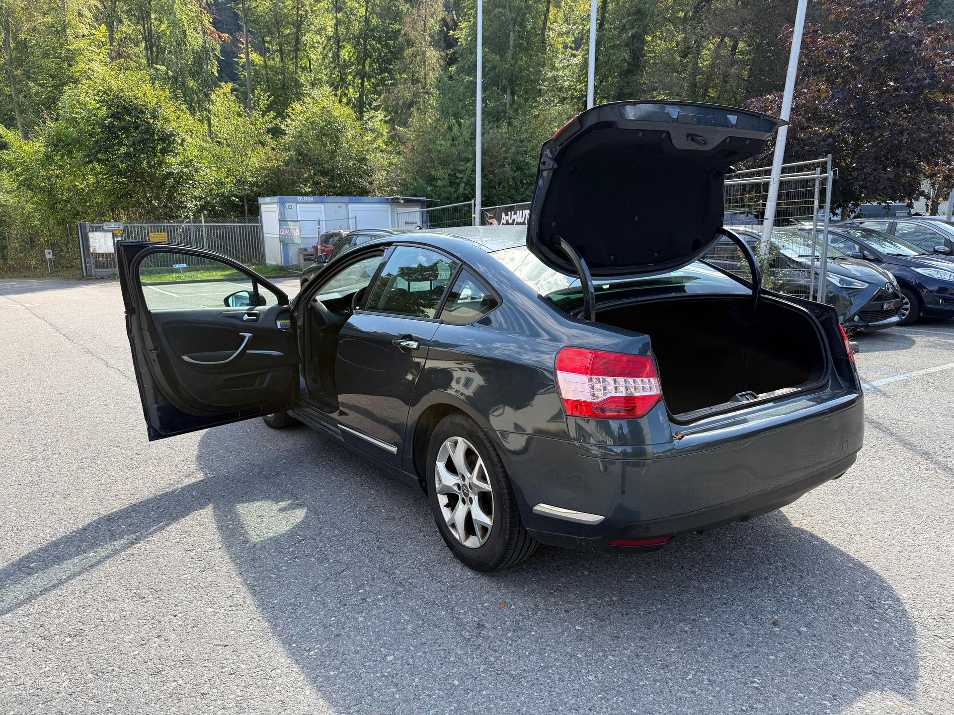 CITROEN C5 Berline 2.0 HDi Dynamique+ Automatic-image-17