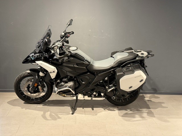 BMW R 1300 GS-image-3