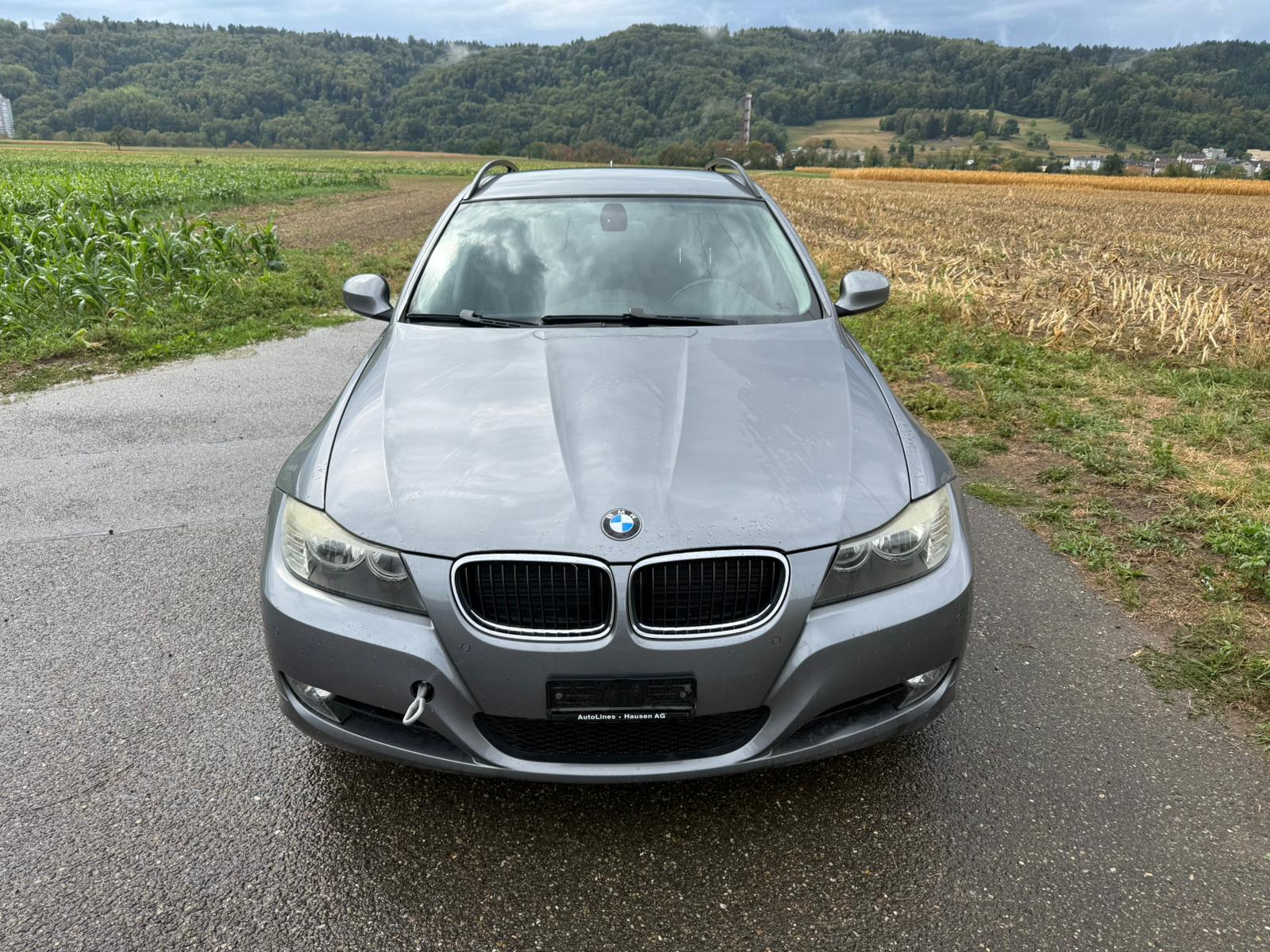 BMW 320d Touring Steptronic-image-7