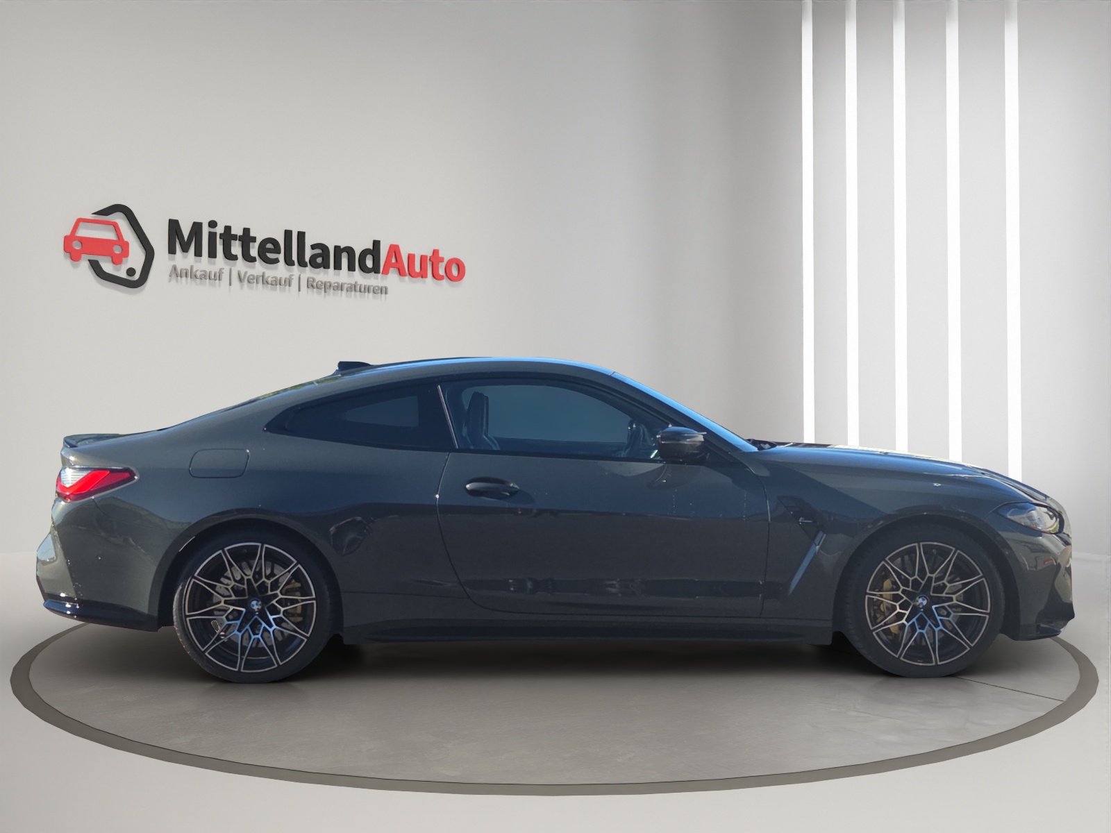 BMW M4 Coupé Competition M xDrive-showroom-element-3