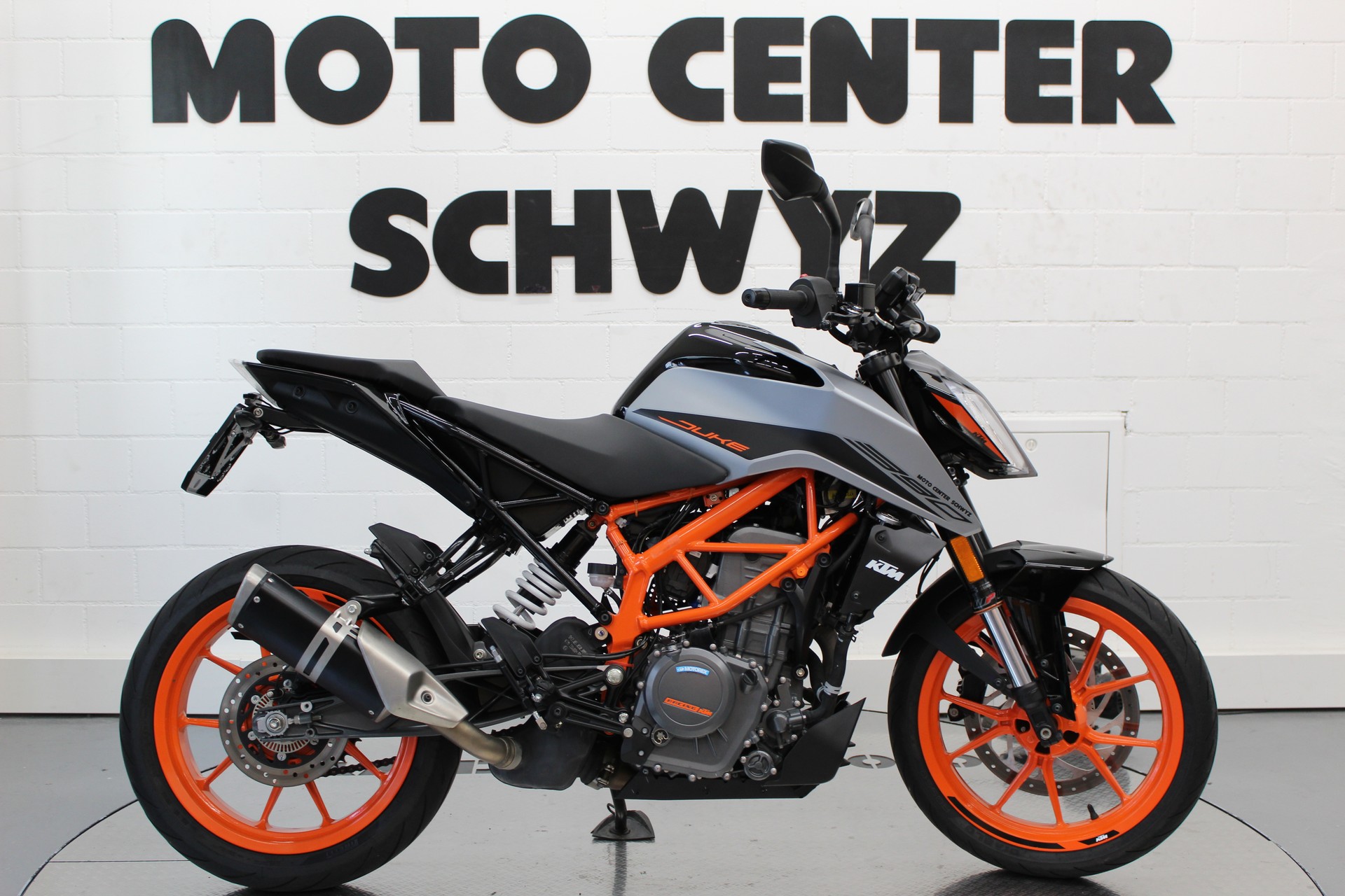 KTM 390 Duke