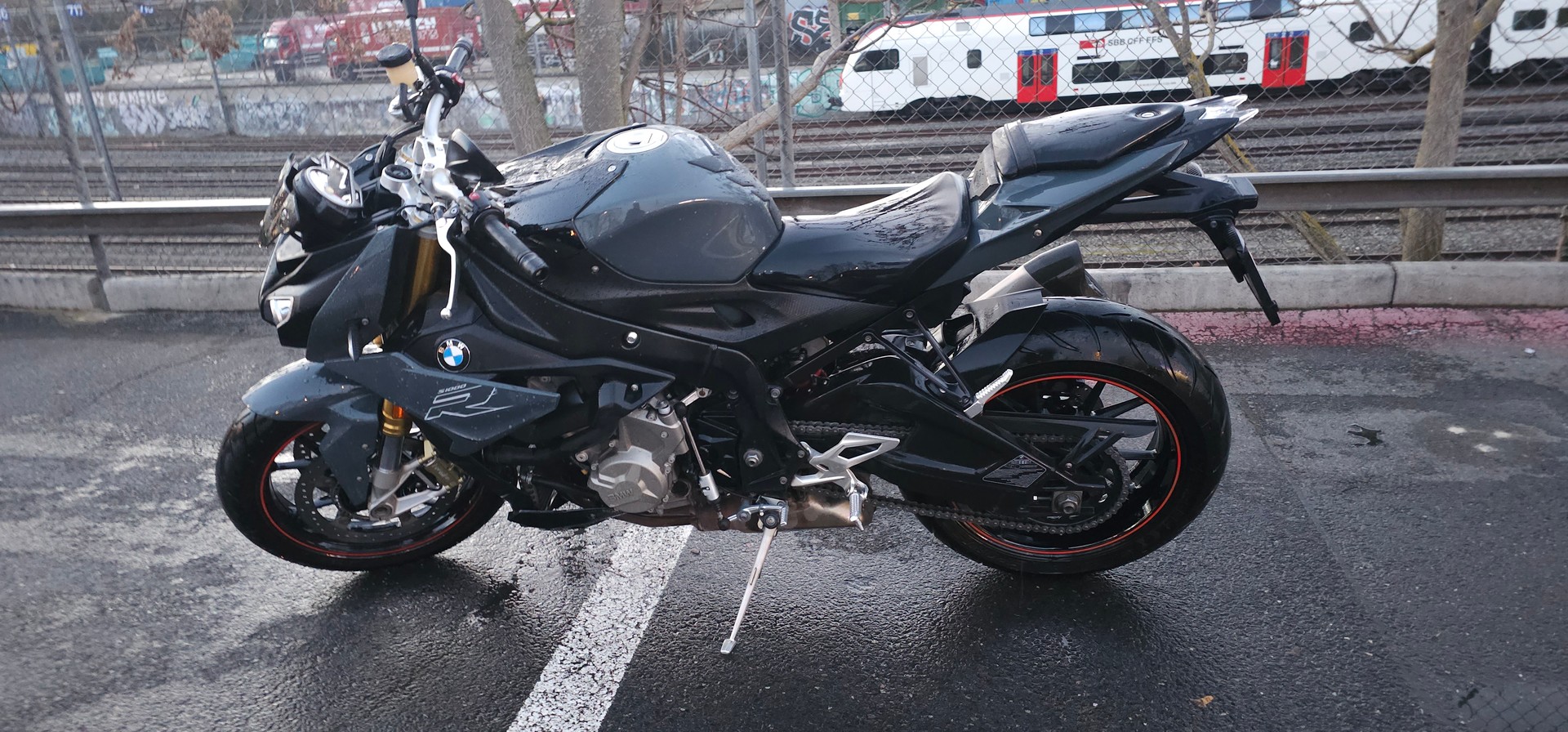 BMW S 1000 R ABS-image-1