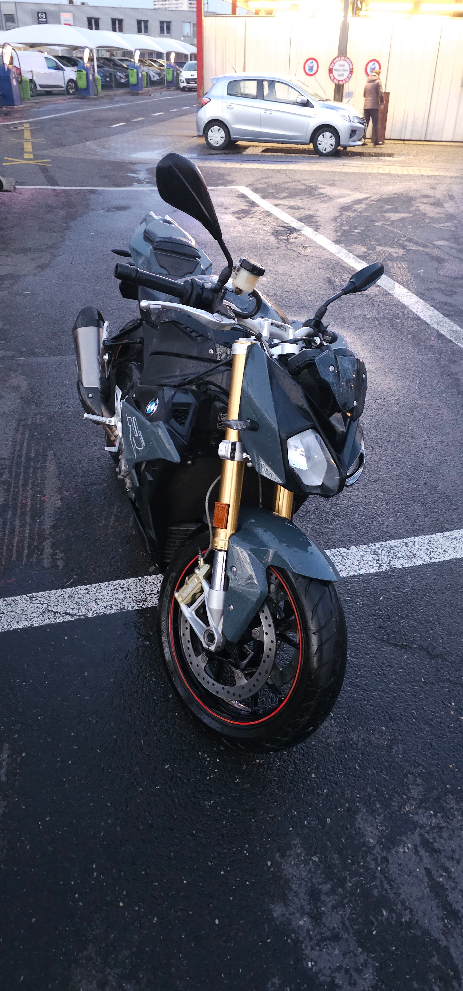 BMW S 1000 R ABS-image-4