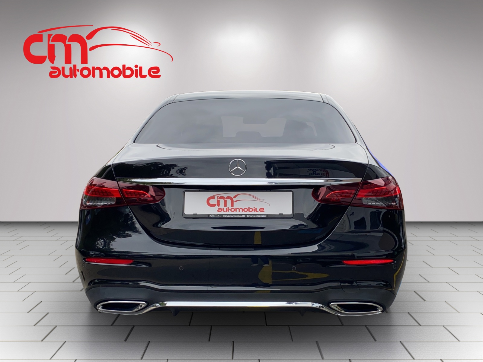 MERCEDES-BENZ E 200 AMG Line 9G-Tronic-showroom-element-3