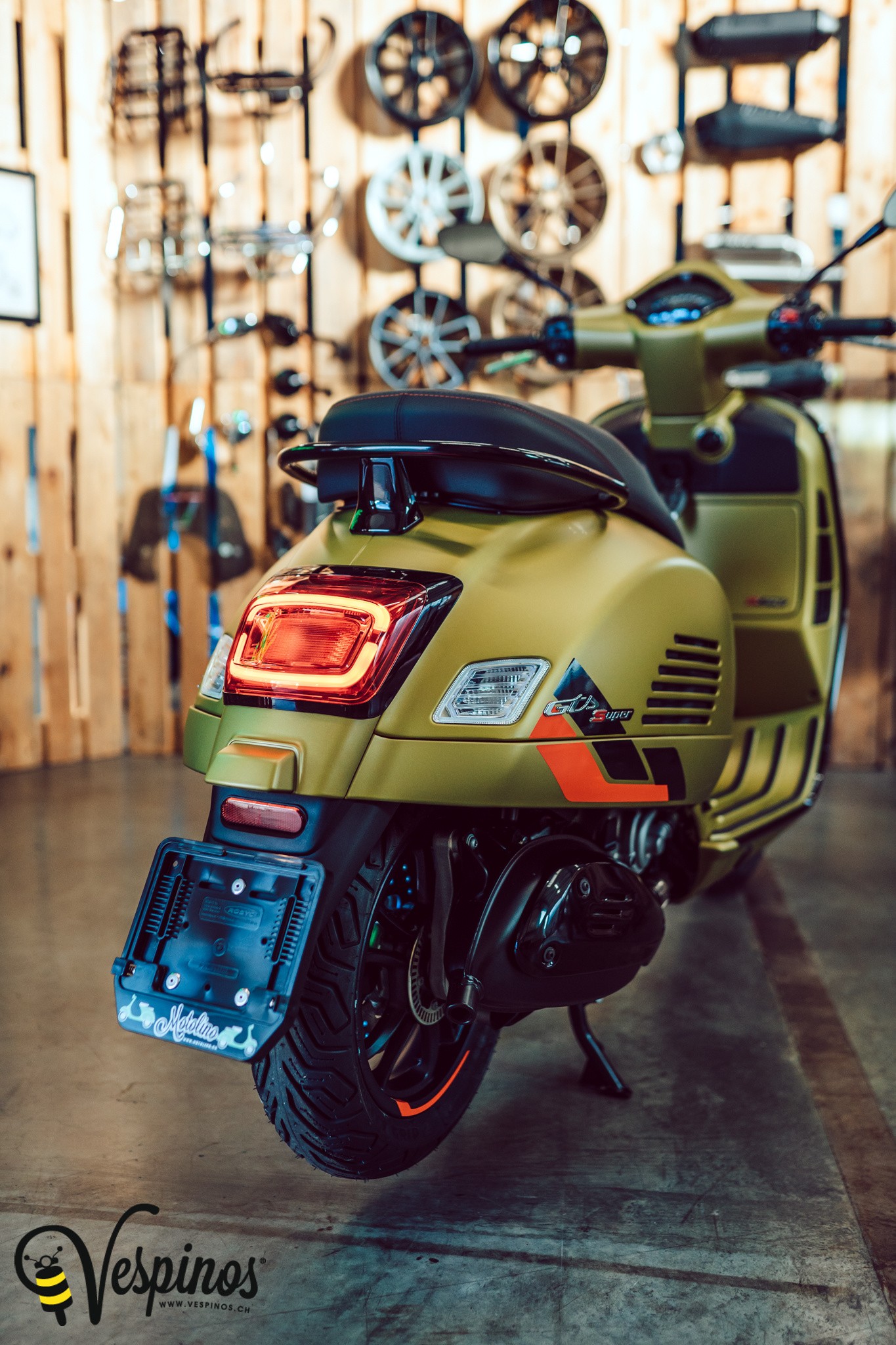 PIAGGIO Vespa GTS 125 Super RST Euro 5+-image-7