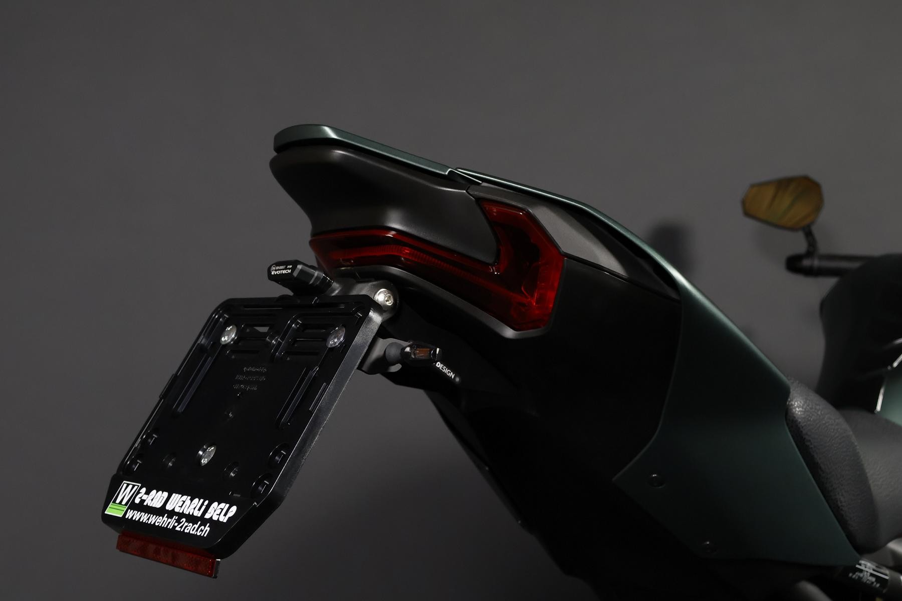 KAWASAKI Z 900 (91/70/35 KW) Darksmaragd Level 3-image-8