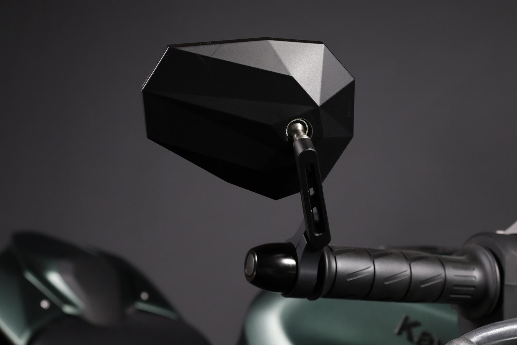 KAWASAKI Z 900 (91/70/35 KW) Darksmaragd Level 3-image-4