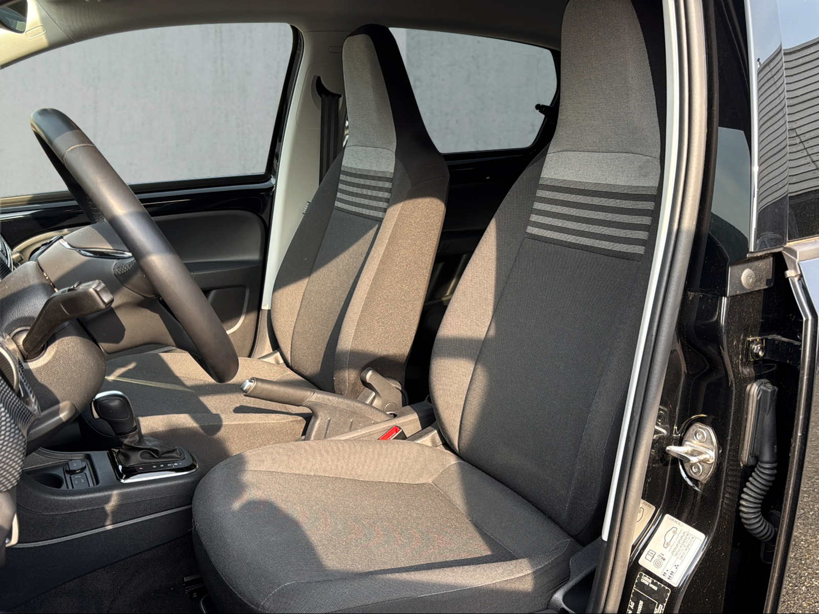 VW e-Up-image-5