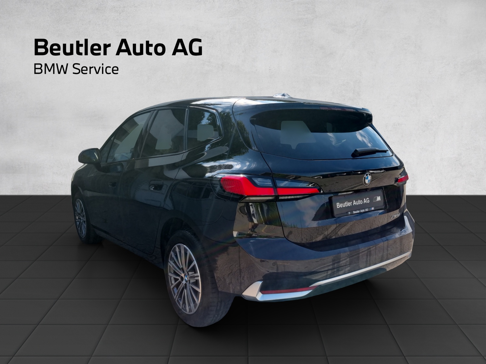 BMW 218d Active Tourer Luxury Line DKG-showroom-element-2