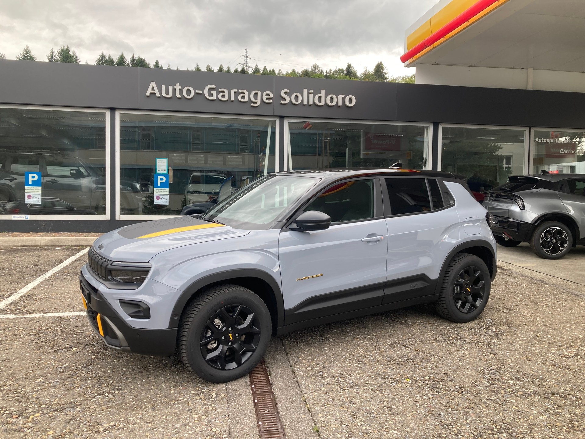 JEEP Avenger 1.2 Turbo MHEV Summit Sky-image-5