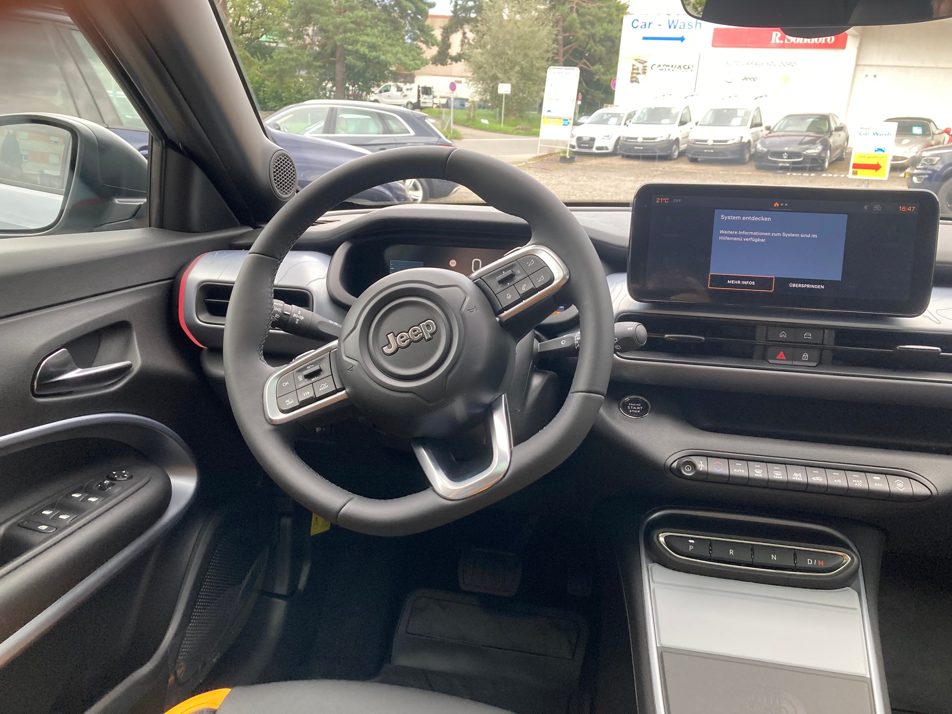 JEEP Avenger 1.2 Turbo MHEV Summit Sky-image-12